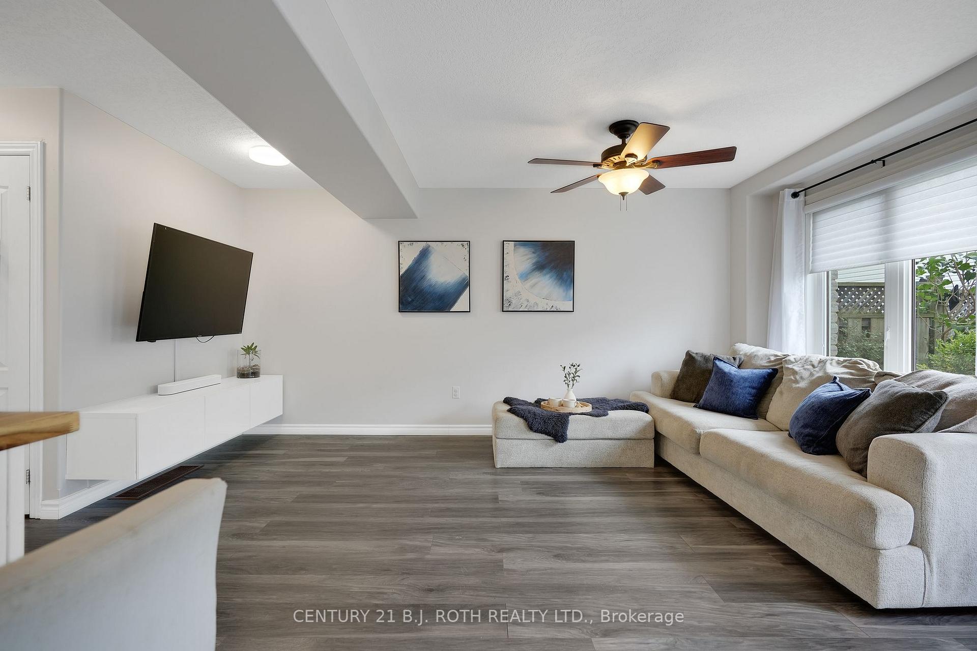 Photo 9 of Unit D, 16 Marsellus Drive, Barrie, Holly — HOMEH