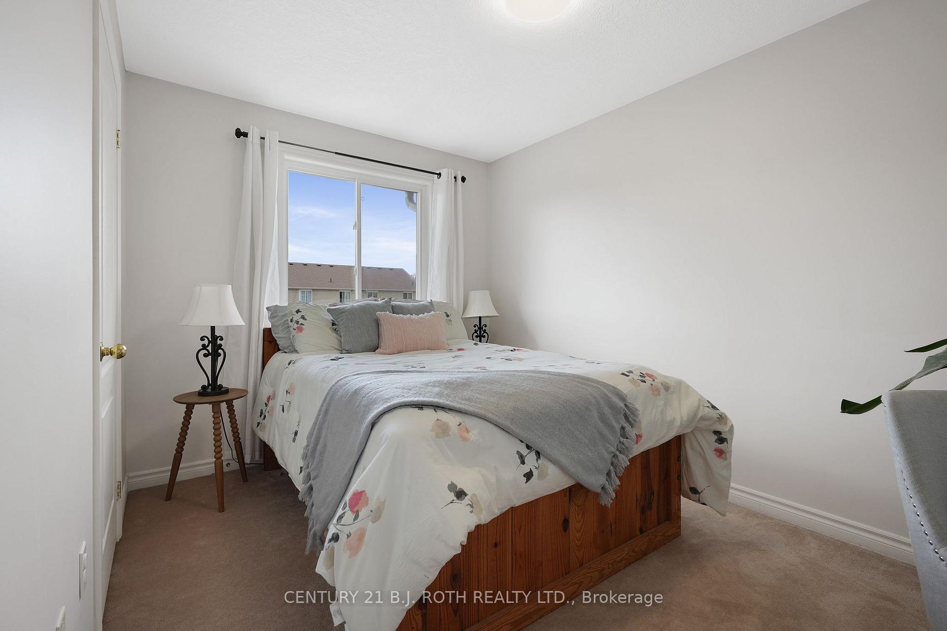 Photo 24 of Unit D, 16 Marsellus Drive, Barrie, Holly — HOMEH