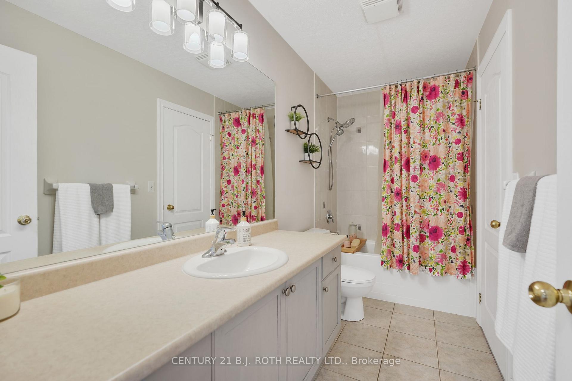 Photo 26 of Unit D, 16 Marsellus Drive, Barrie, Holly — HOMEH
