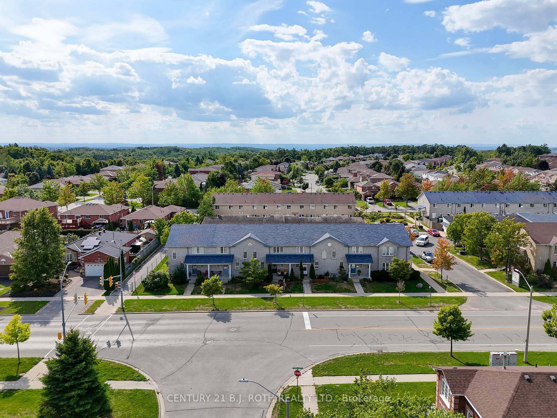 Photo 34 of Unit D, 16 Marsellus Drive, Barrie, Holly — HOMEH