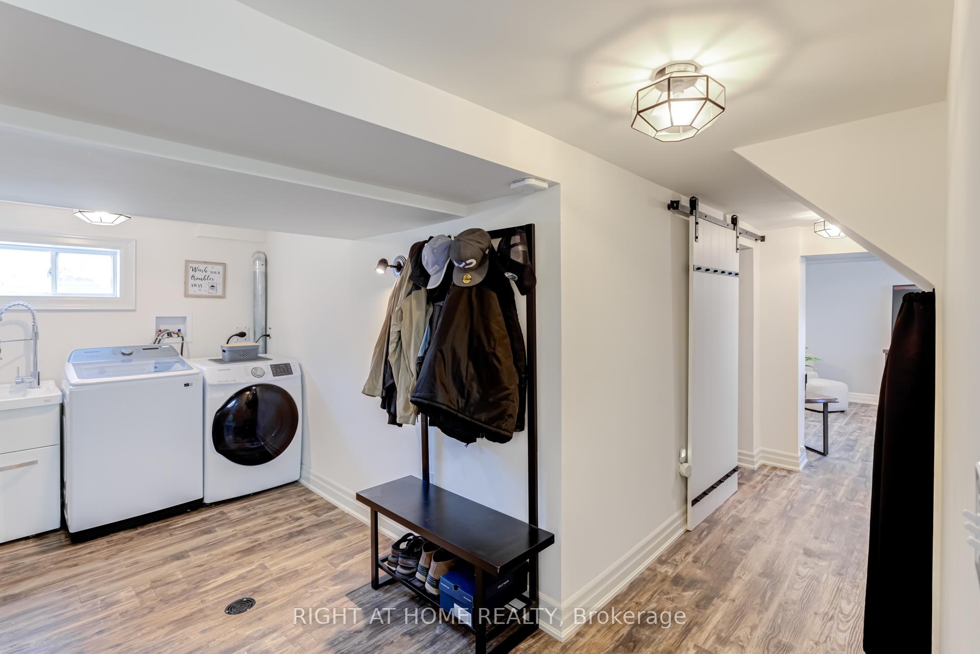 Photo 18 of 43 Sherwood Crescent, Brampton, Northwood Park — HOMEH