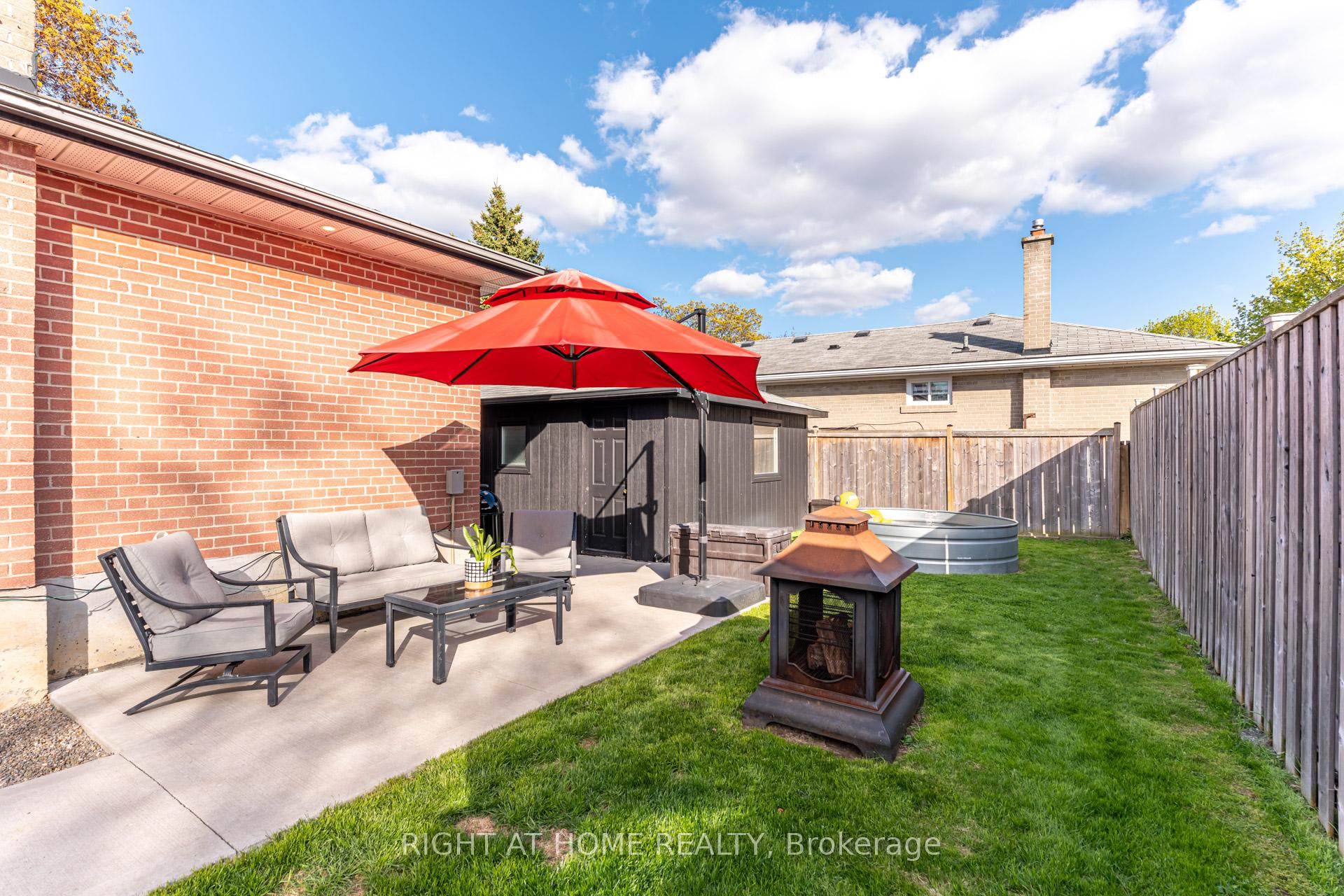 Photo 28 of 43 Sherwood Crescent, Brampton, Northwood Park — HOMEH