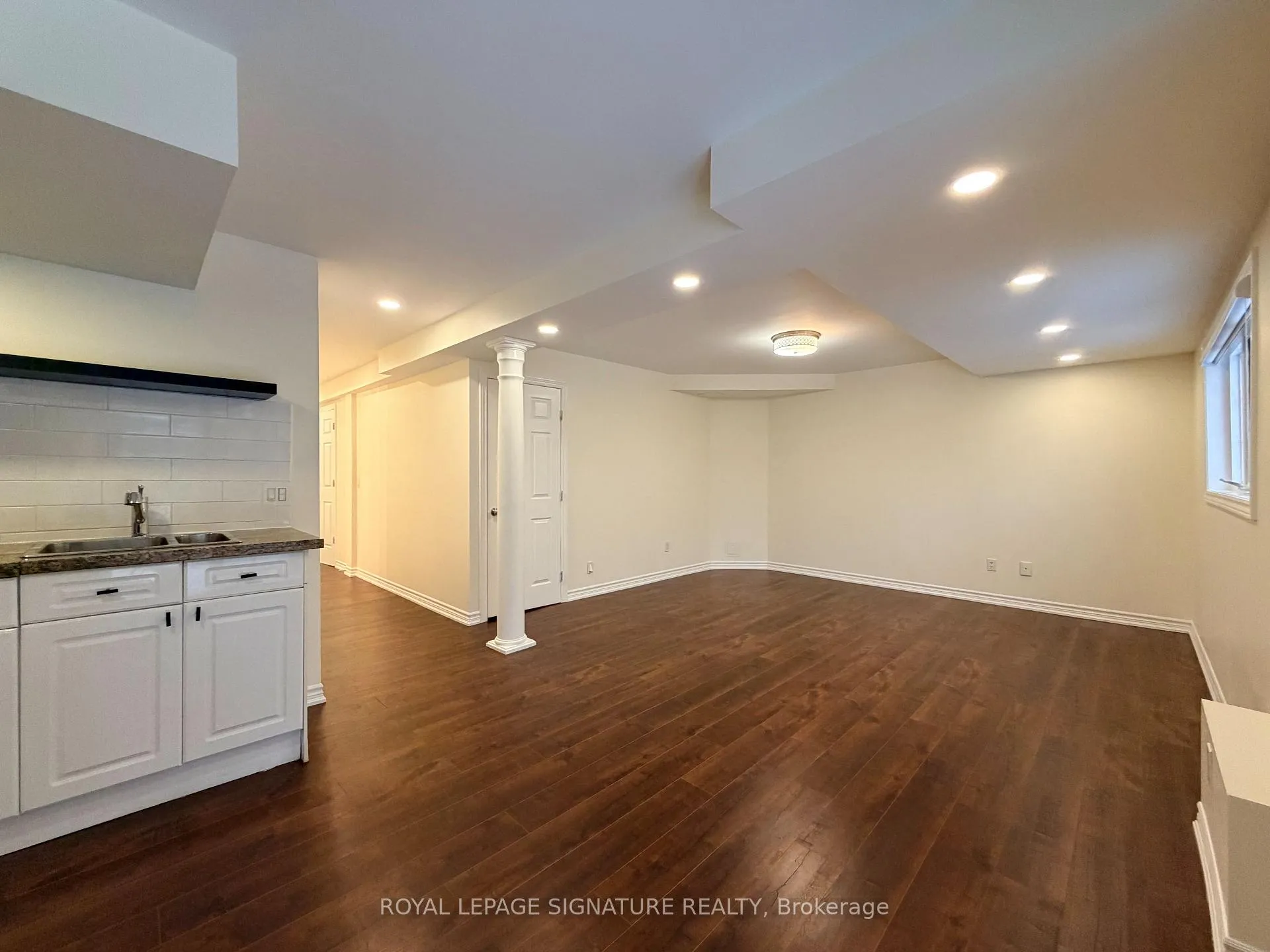 Photo 4 of Unit Lower, 331 Spruce Grove Crescent, Newmarket, Woodland Hill — HOMEH