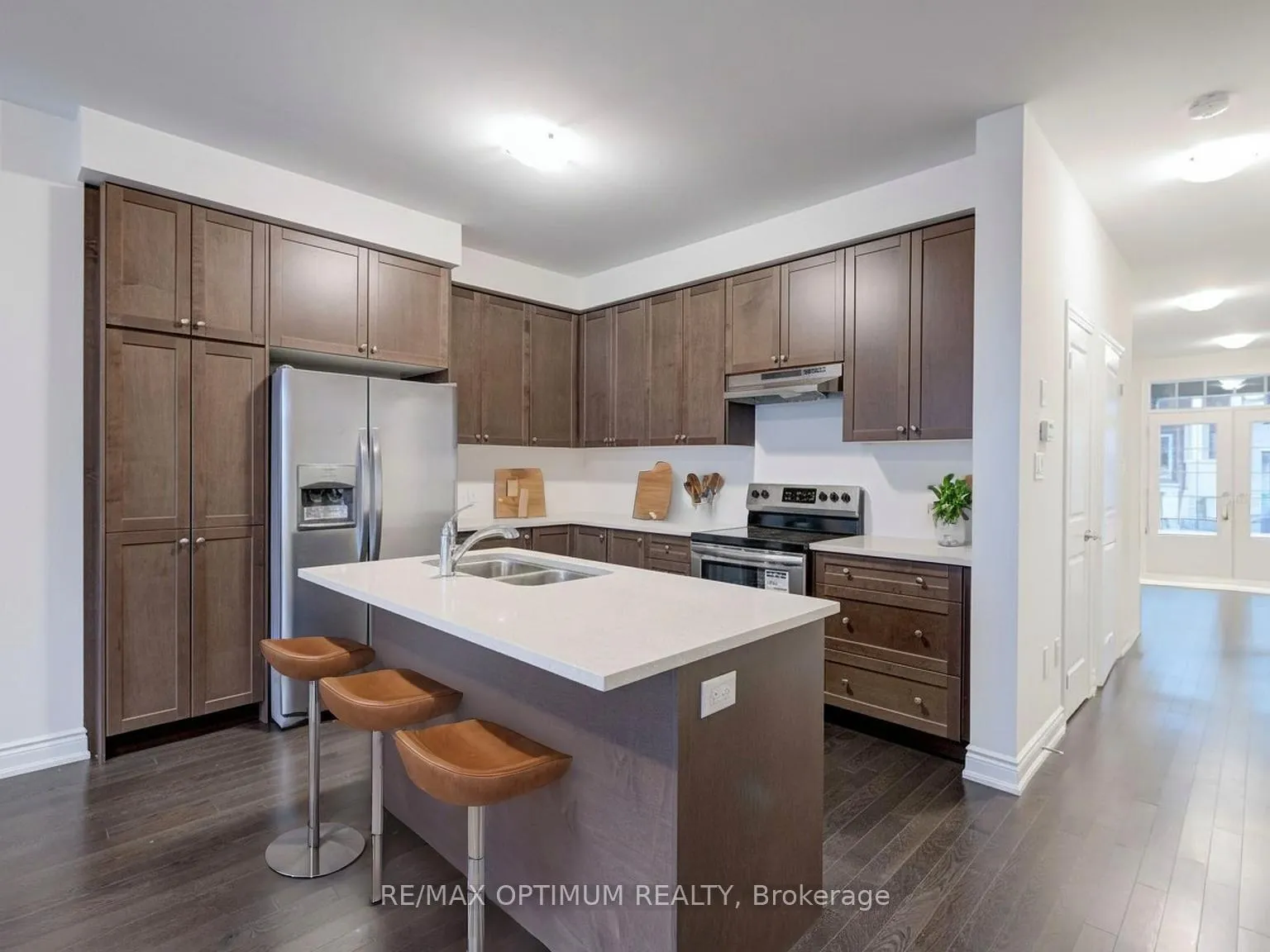 Photo 8 of 46 Oakmore Lane, Brampton, Bram West — HOMEH