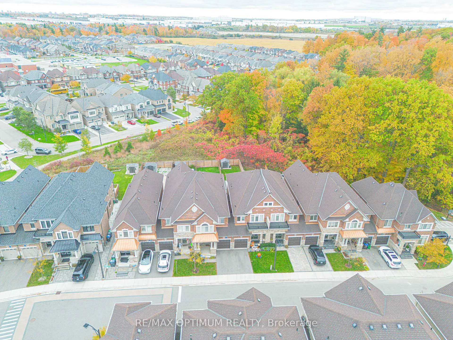 Photo 21 of 46 Oakmore Lane, Brampton, Bram West — HOMEH