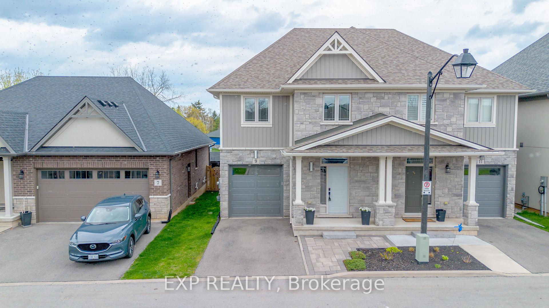 Photo 2 of 9 Lindsay Way, Grimsby, Grimsby Beach — HOMEH