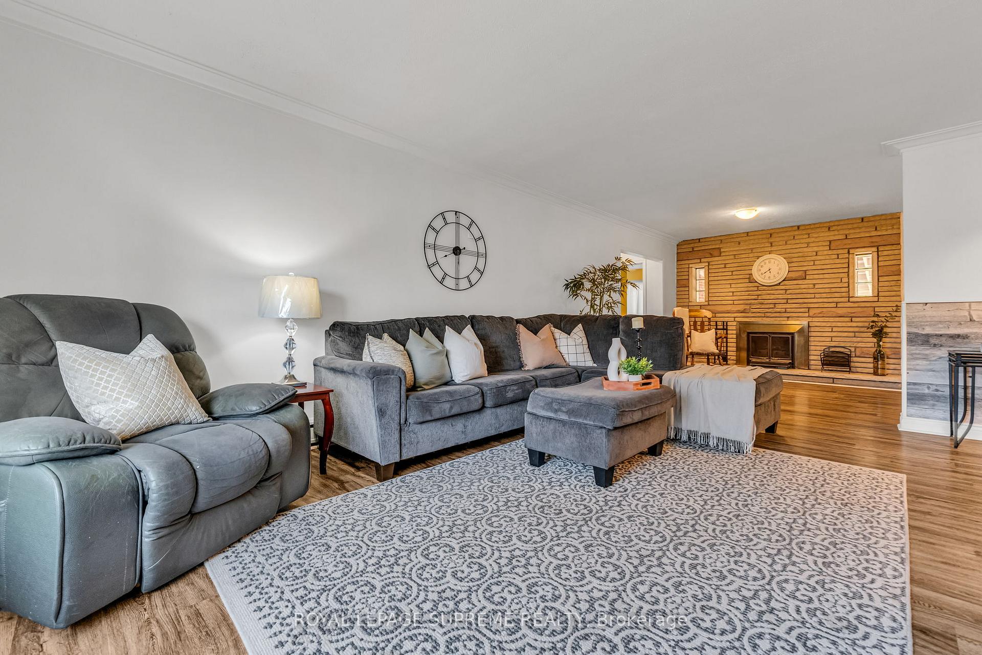 Photo 10 of 3 Frederick Avenue, Clarington, Bowmanville — HOMEH