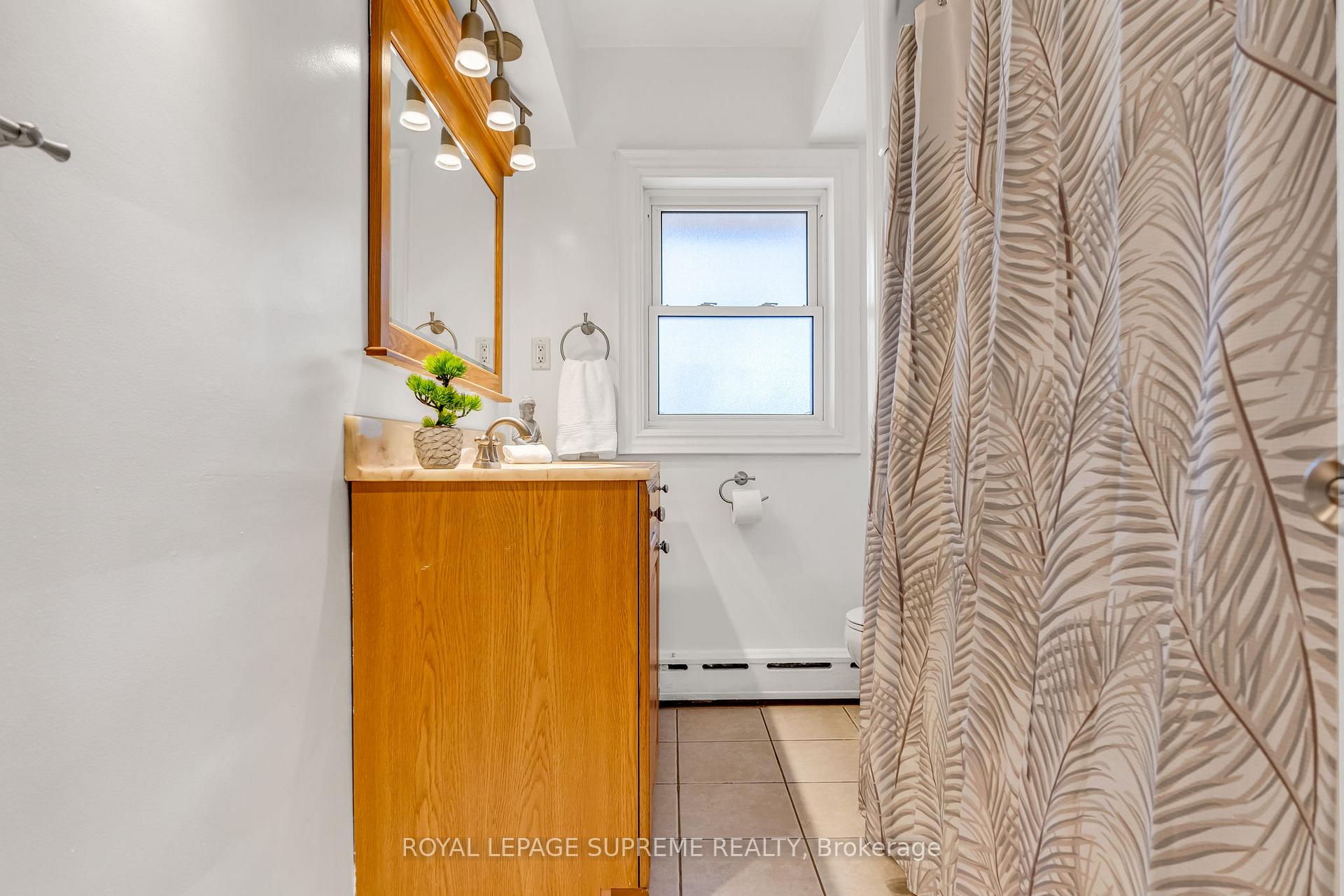 Photo 20 of 3 Frederick Avenue, Clarington, Bowmanville — HOMEH