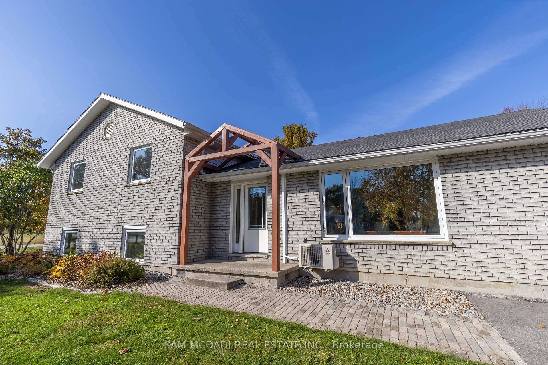 Photo 4 of 5174 Concession Road 5, Clearview, New Lowell — HOMEH