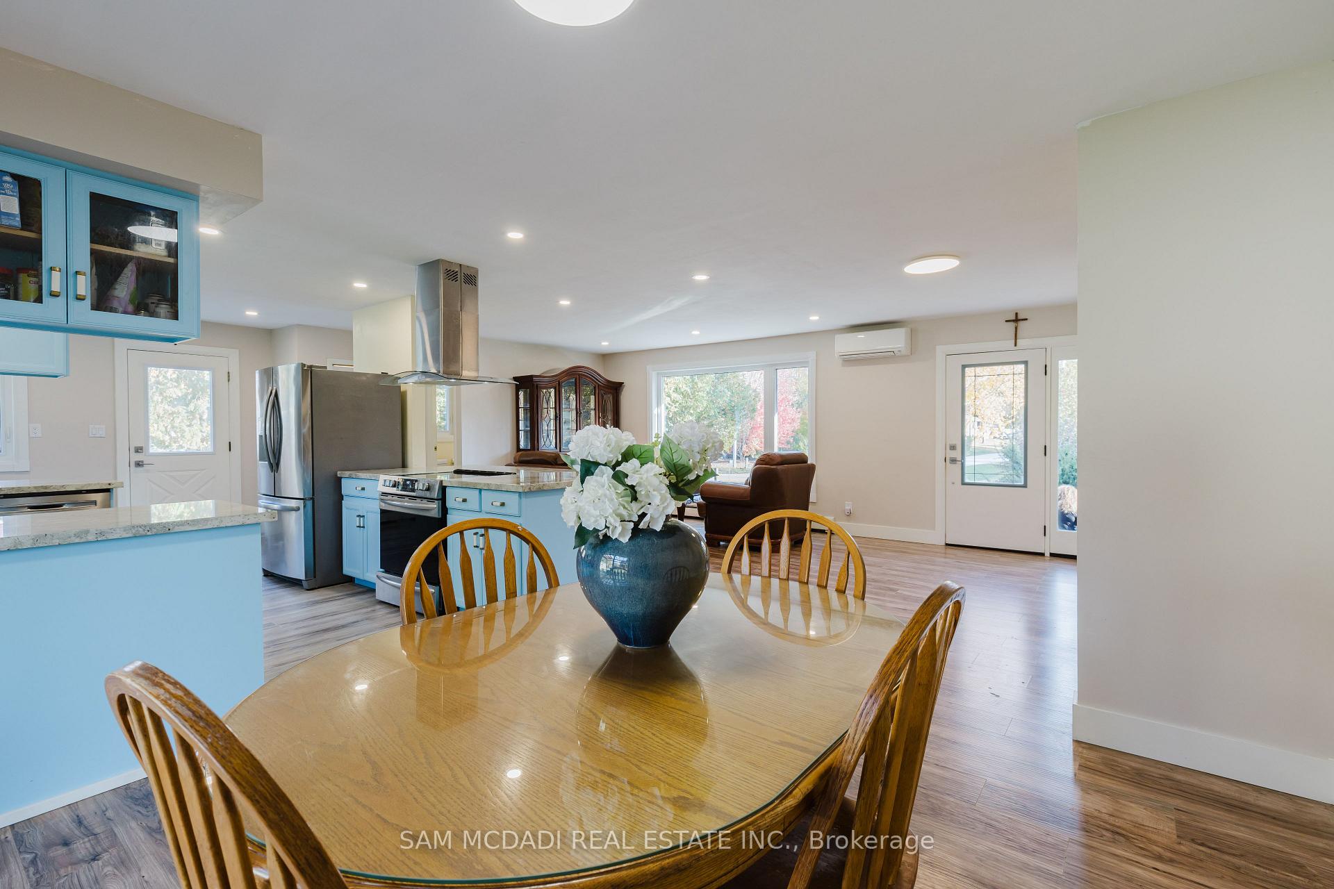 Photo 23 of 5174 Concession Road 5, Clearview, New Lowell — HOMEH