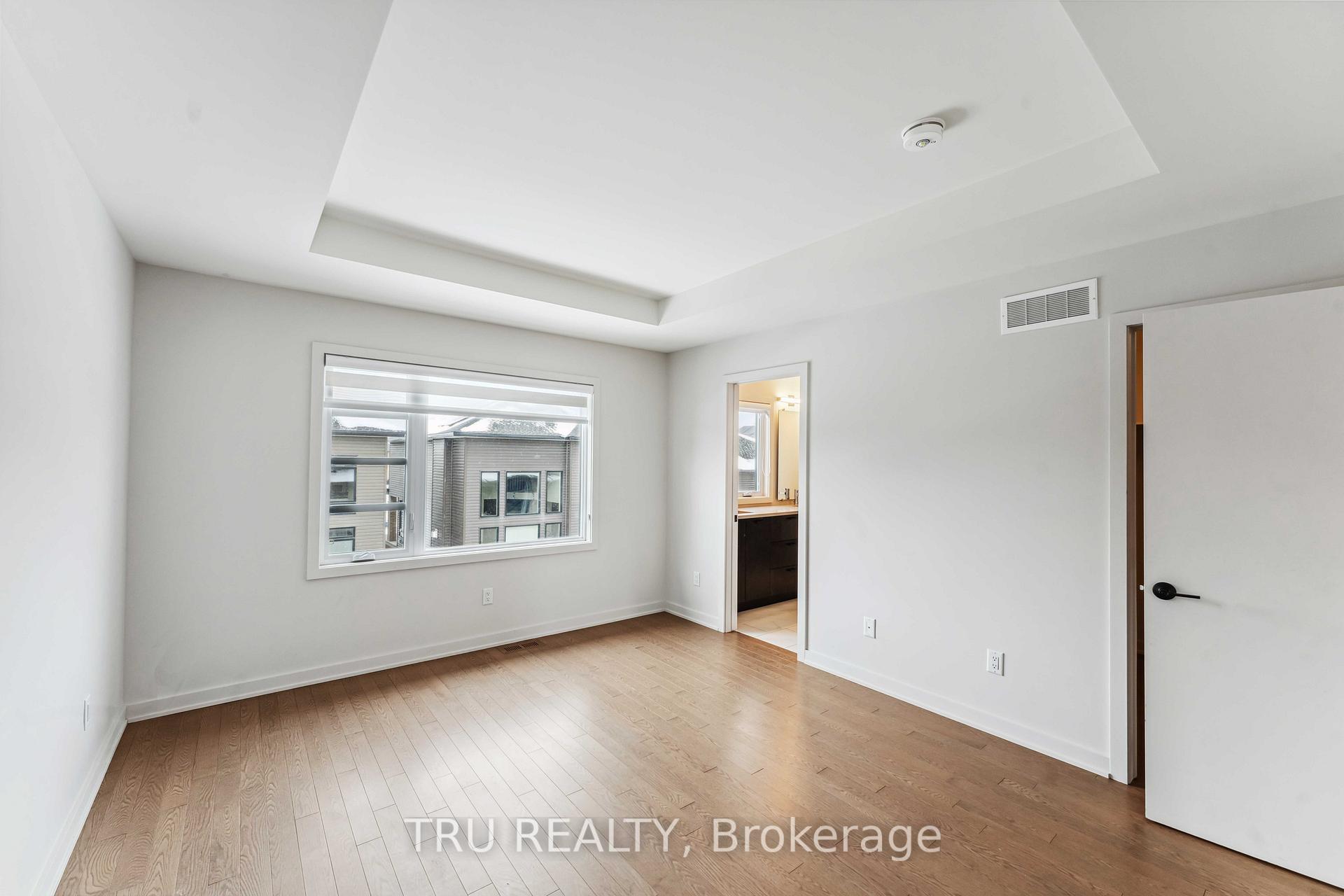 Photo 19 of 984 Acoustic Way, Ottawa, Riverside South/Gloucester Glen — HOMEH