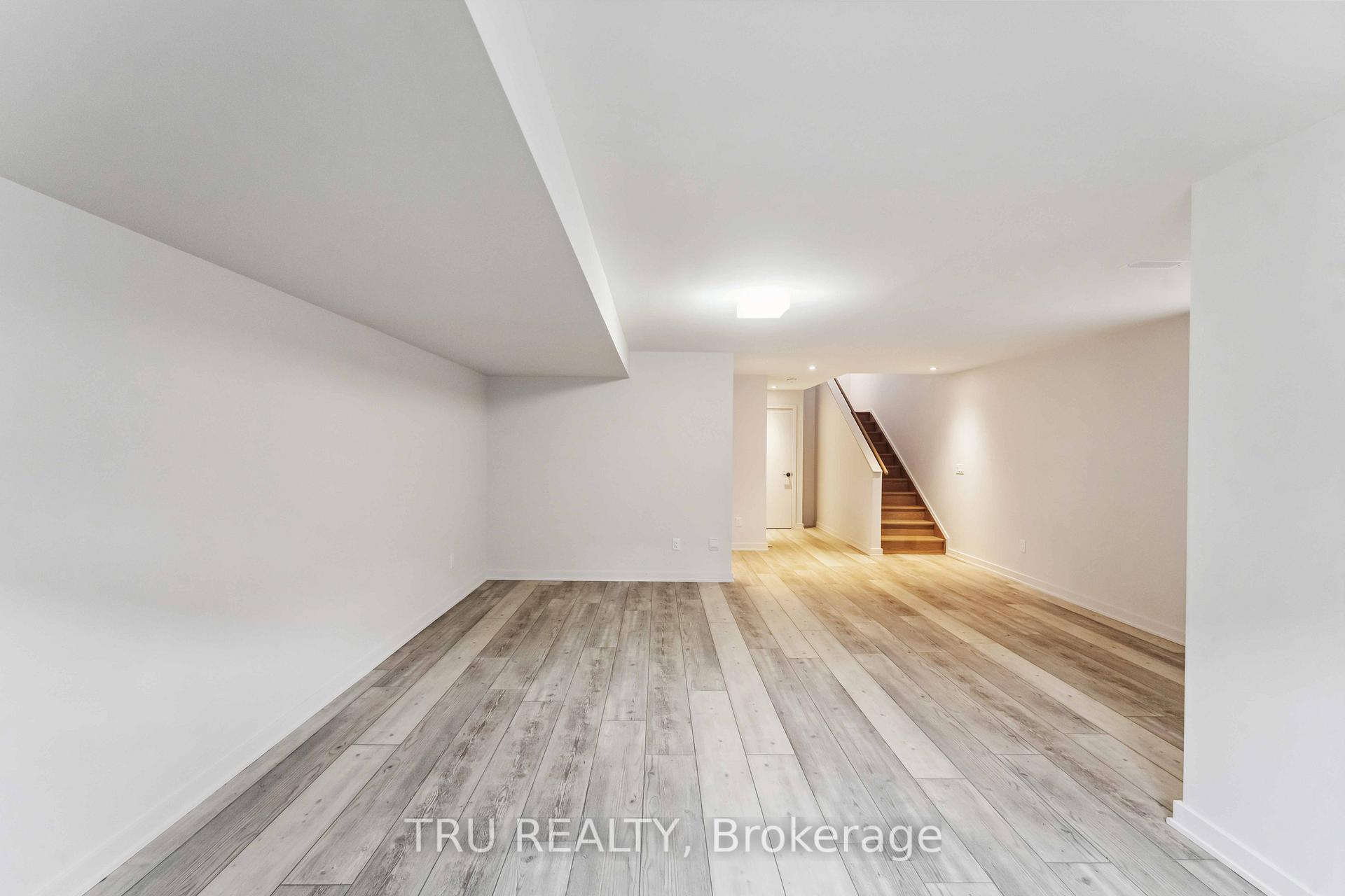 Photo 35 of 984 Acoustic Way, Ottawa, Riverside South/Gloucester Glen — HOMEH