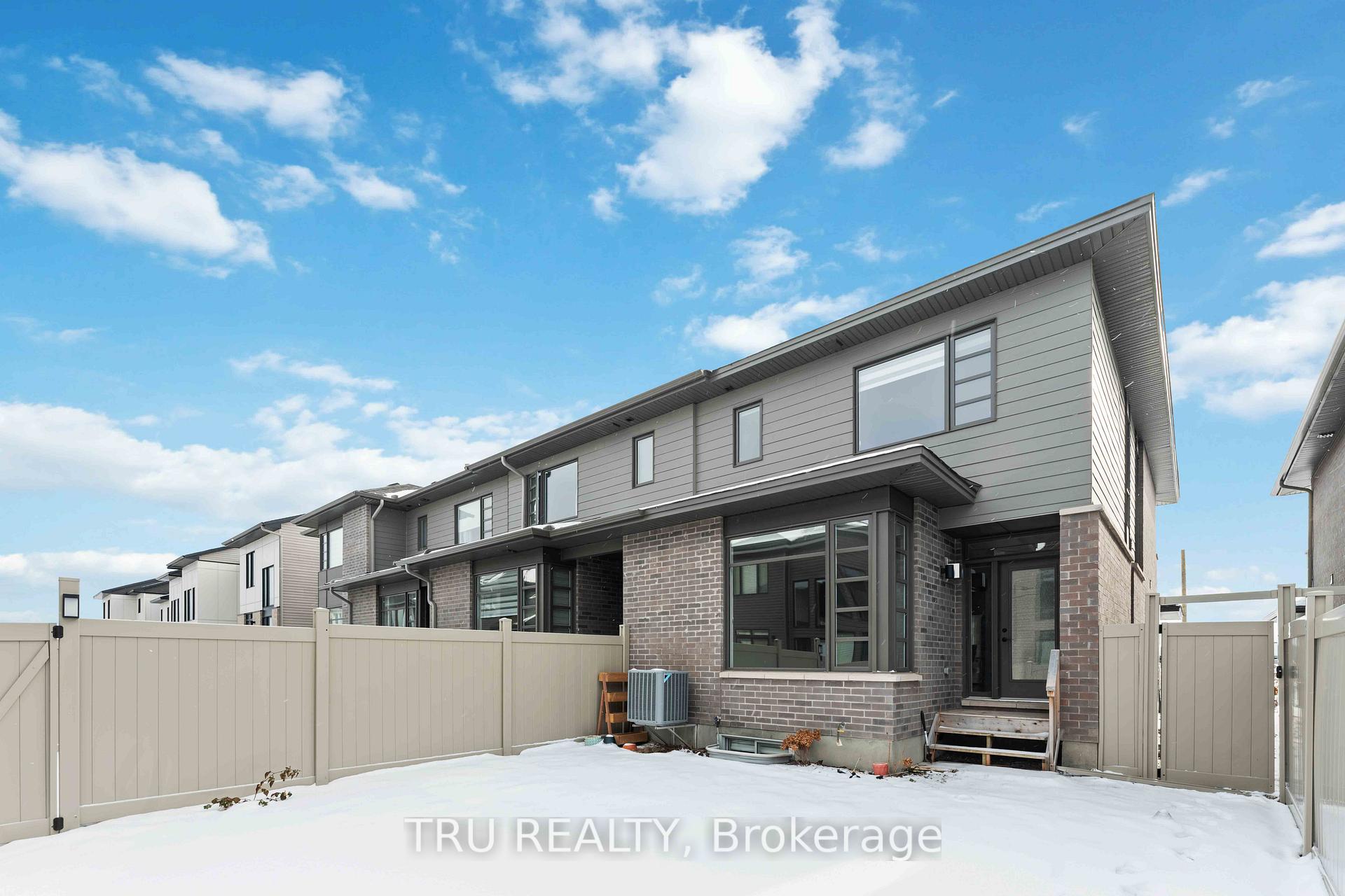 Photo 39 of 984 Acoustic Way, Ottawa, Riverside South/Gloucester Glen — HOMEH