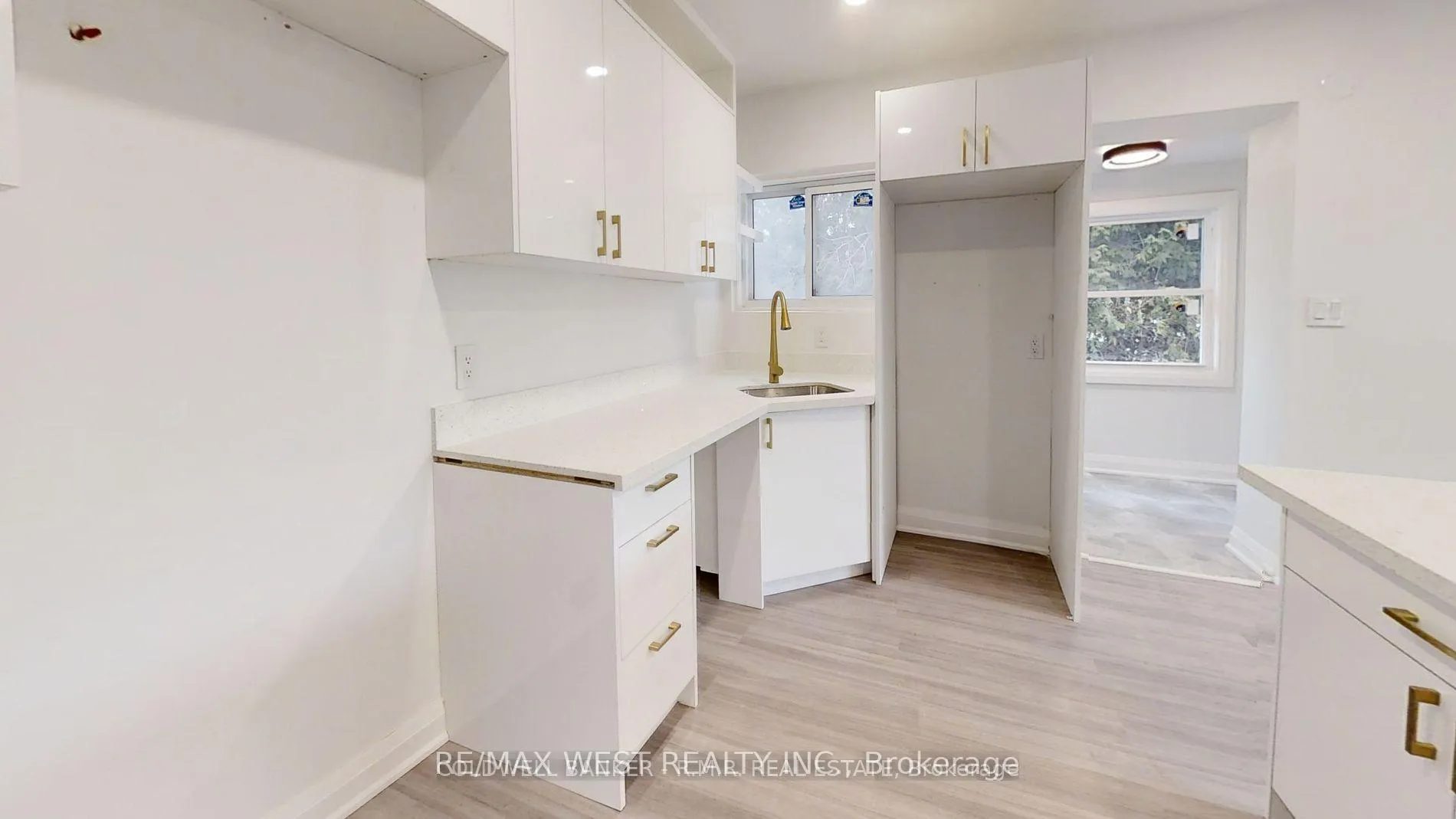 Photo 12 of 374 Raines Street, Georgina, Historic Lakeshore Communities — HOMEH