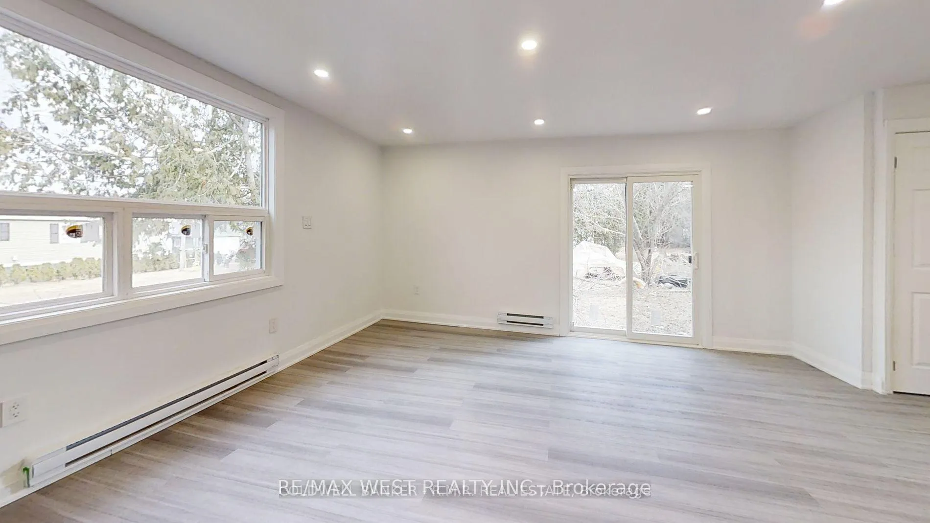 Photo 17 of 374 Raines Street, Georgina, Historic Lakeshore Communities — HOMEH