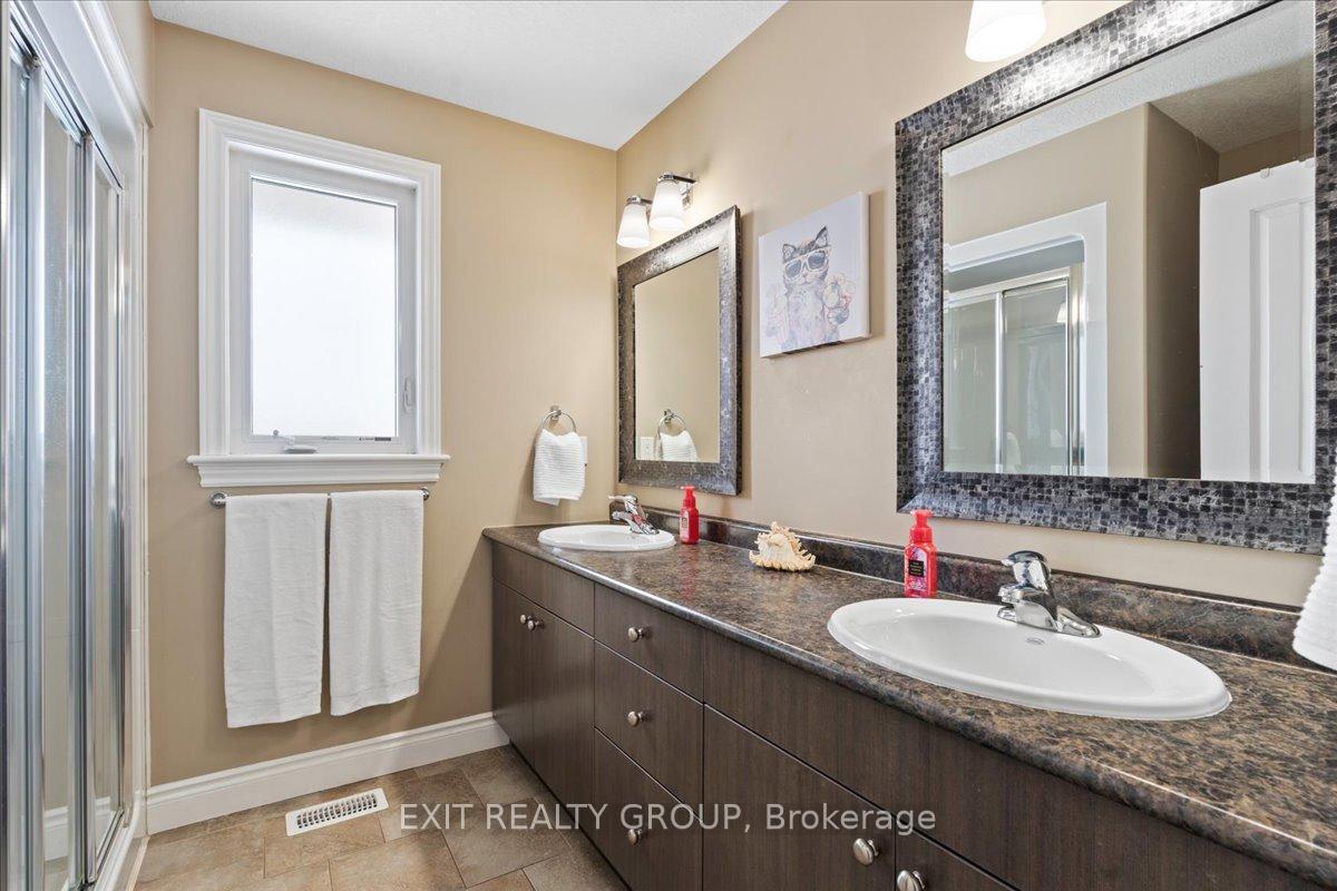 Photo 18 of 40 Kawartha Court, Belleville, Belleville Ward — HOMEH