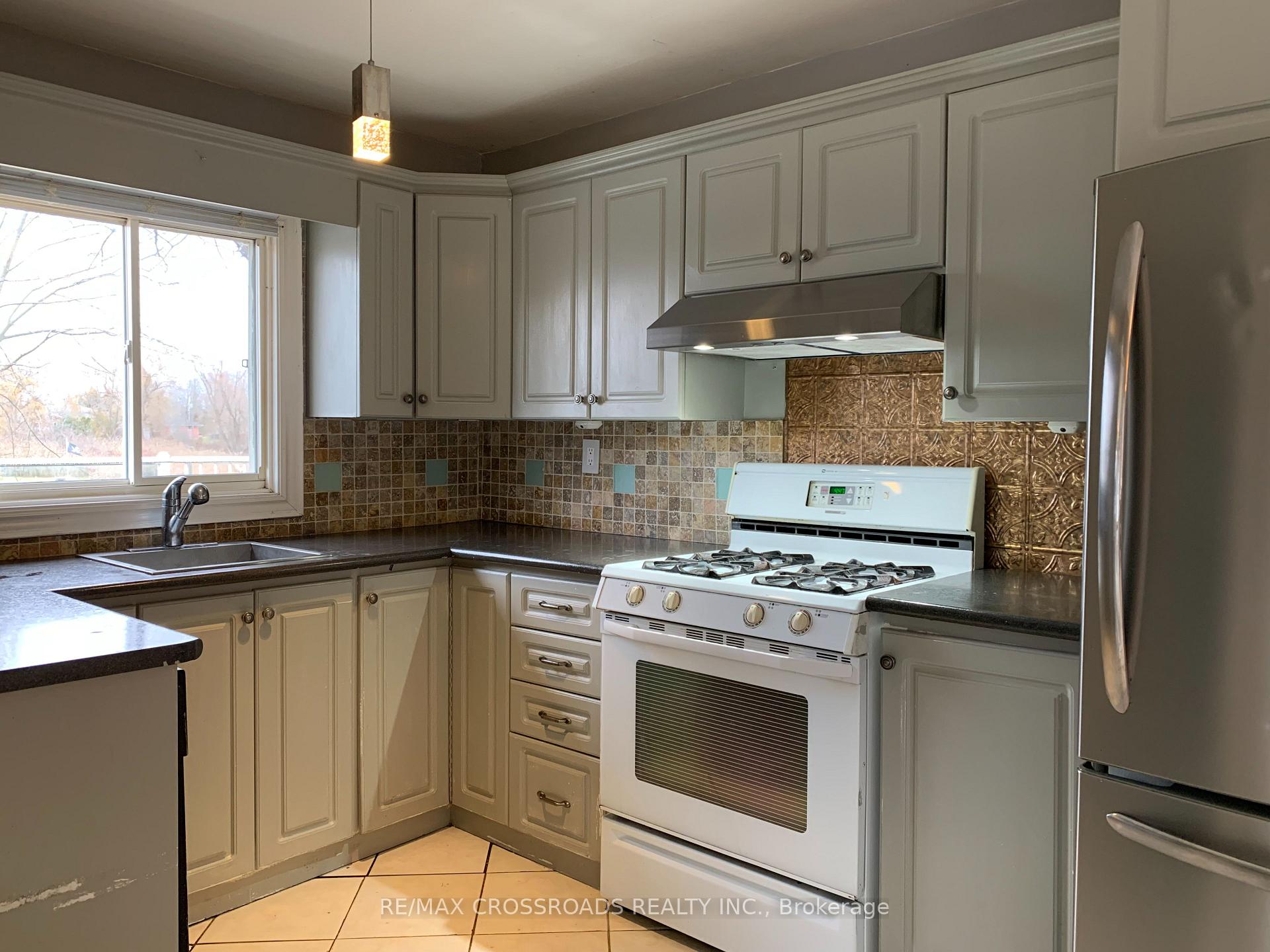 Photo 7 of 101 Riveredge Drive, Georgina, Keswick South — HOMEH