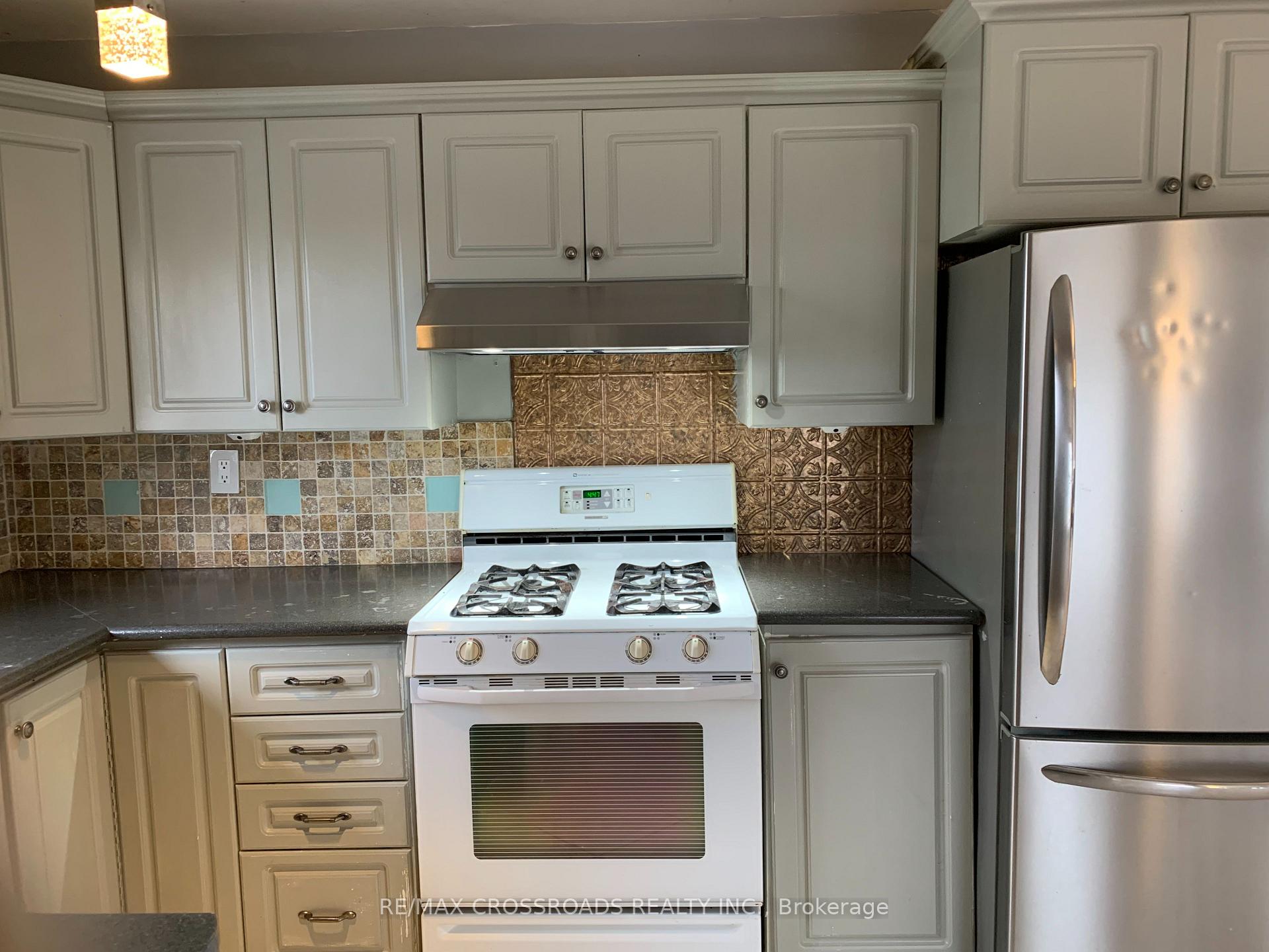 Photo 9 of 101 Riveredge Drive, Georgina, Keswick South — HOMEH