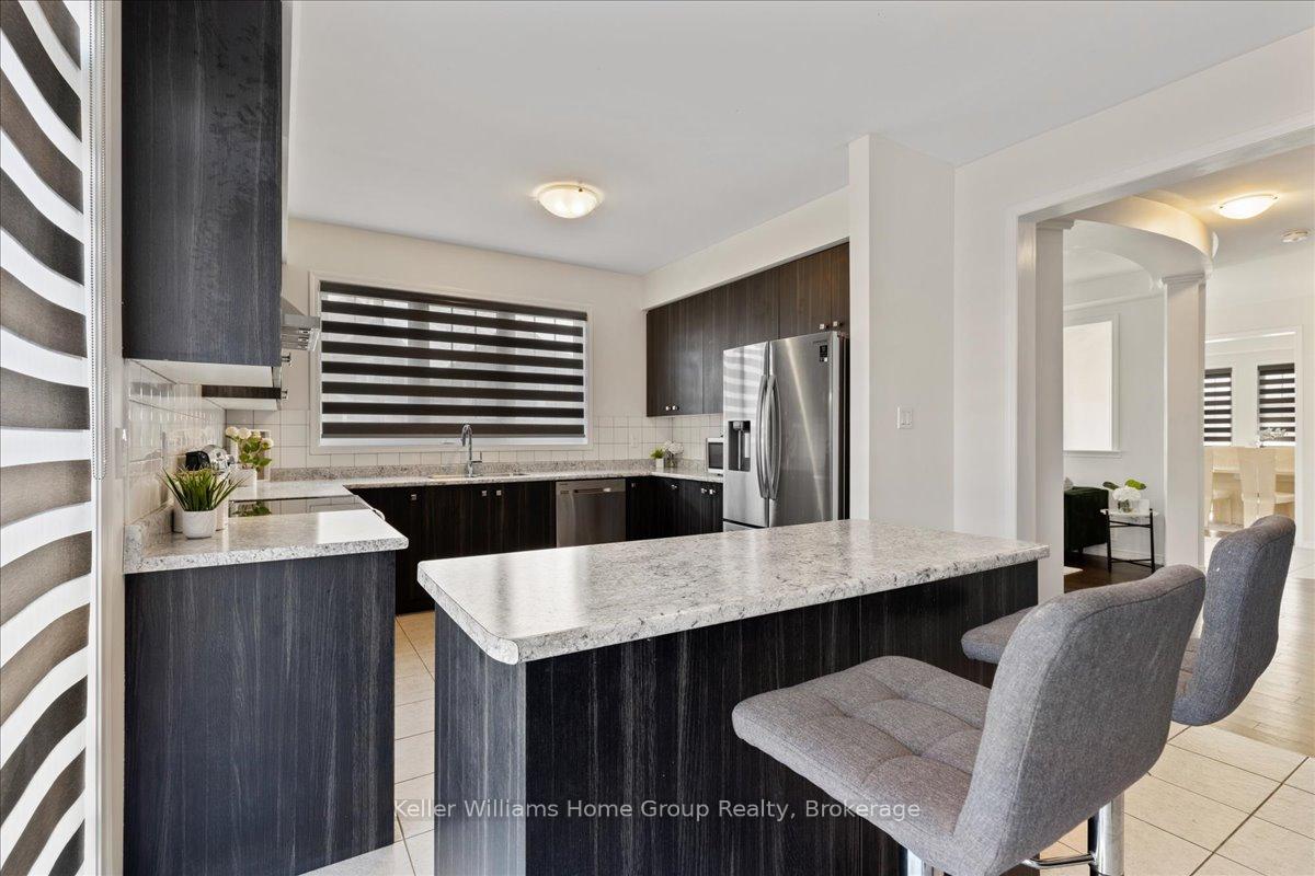 Photo 11 of 2 Munro Circle, Brant, Brantford Twp — HOMEH