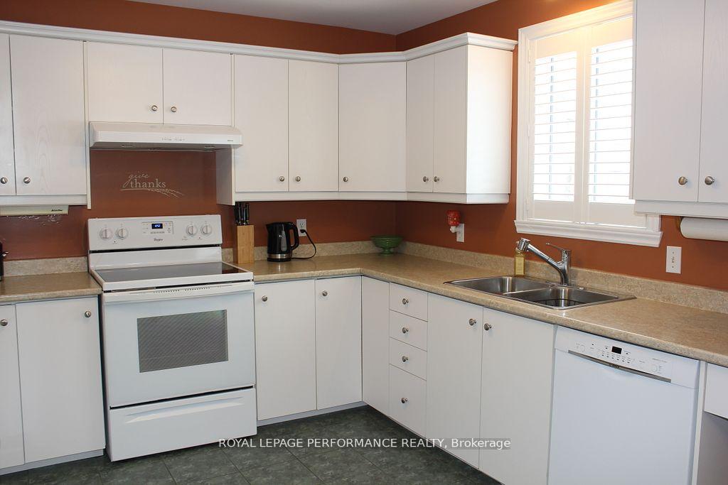 Photo 12 of 1130 Osborne Avenue, Cornwall — HOMEH