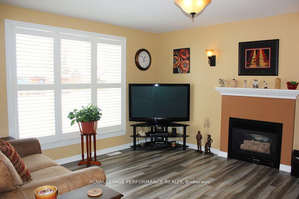 Photo 19 of 1130 Osborne Avenue, Cornwall — HOMEH