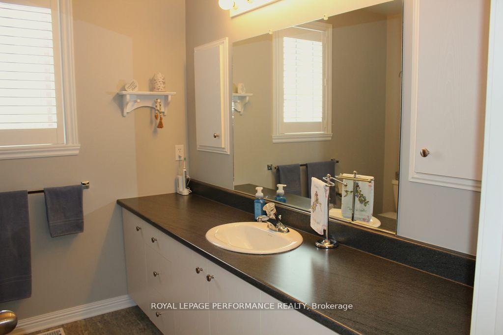 Photo 21 of 1130 Osborne Avenue, Cornwall — HOMEH
