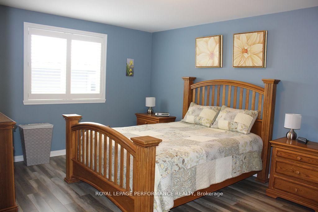 Photo 27 of 1130 Osborne Avenue, Cornwall — HOMEH