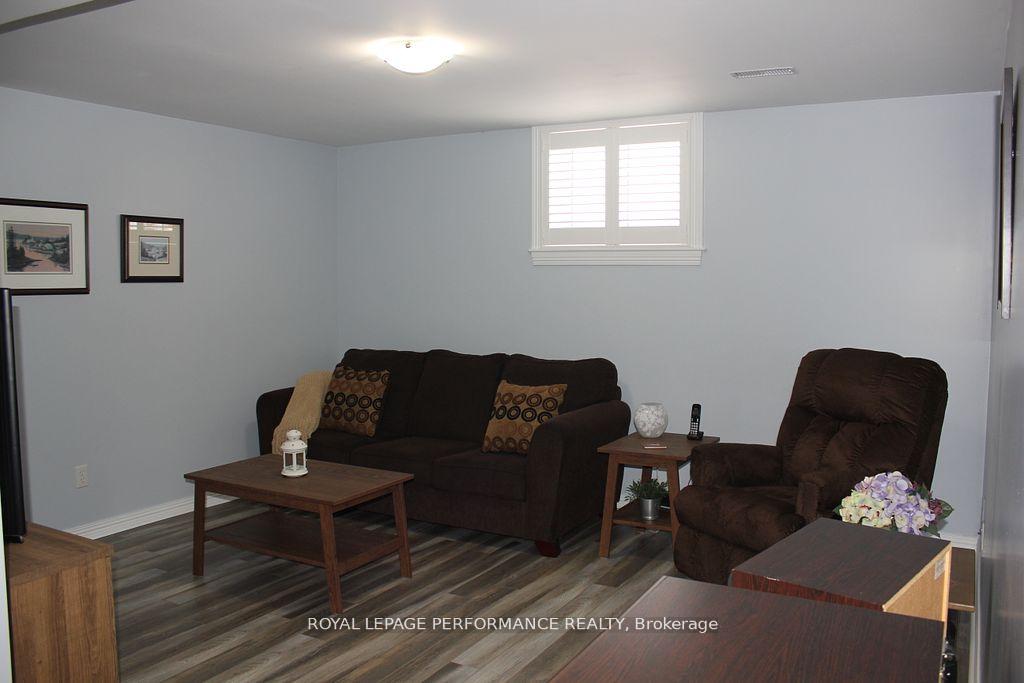 Photo 31 of 1130 Osborne Avenue, Cornwall — HOMEH