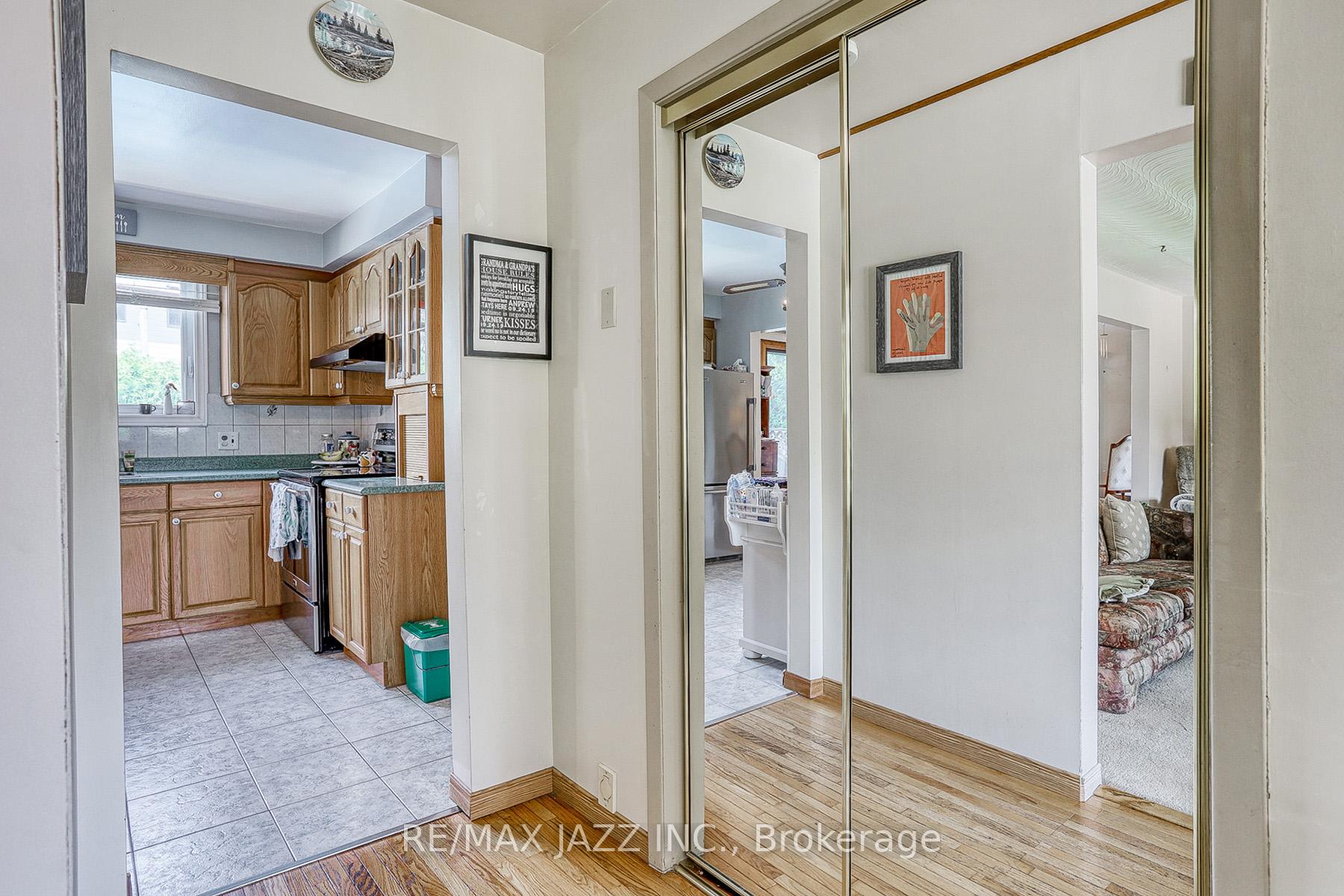 Photo 3 of 3 Strike Avenue, Clarington, Bowmanville — HOMEH