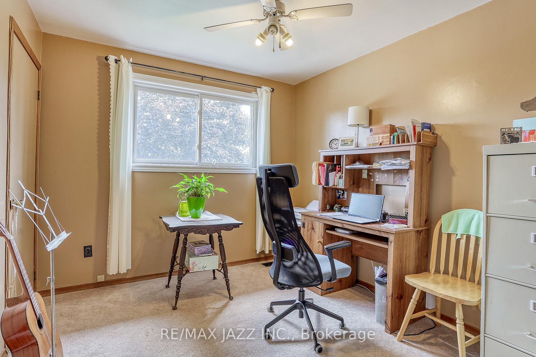 Photo 22 of 3 Strike Avenue, Clarington, Bowmanville — HOMEH