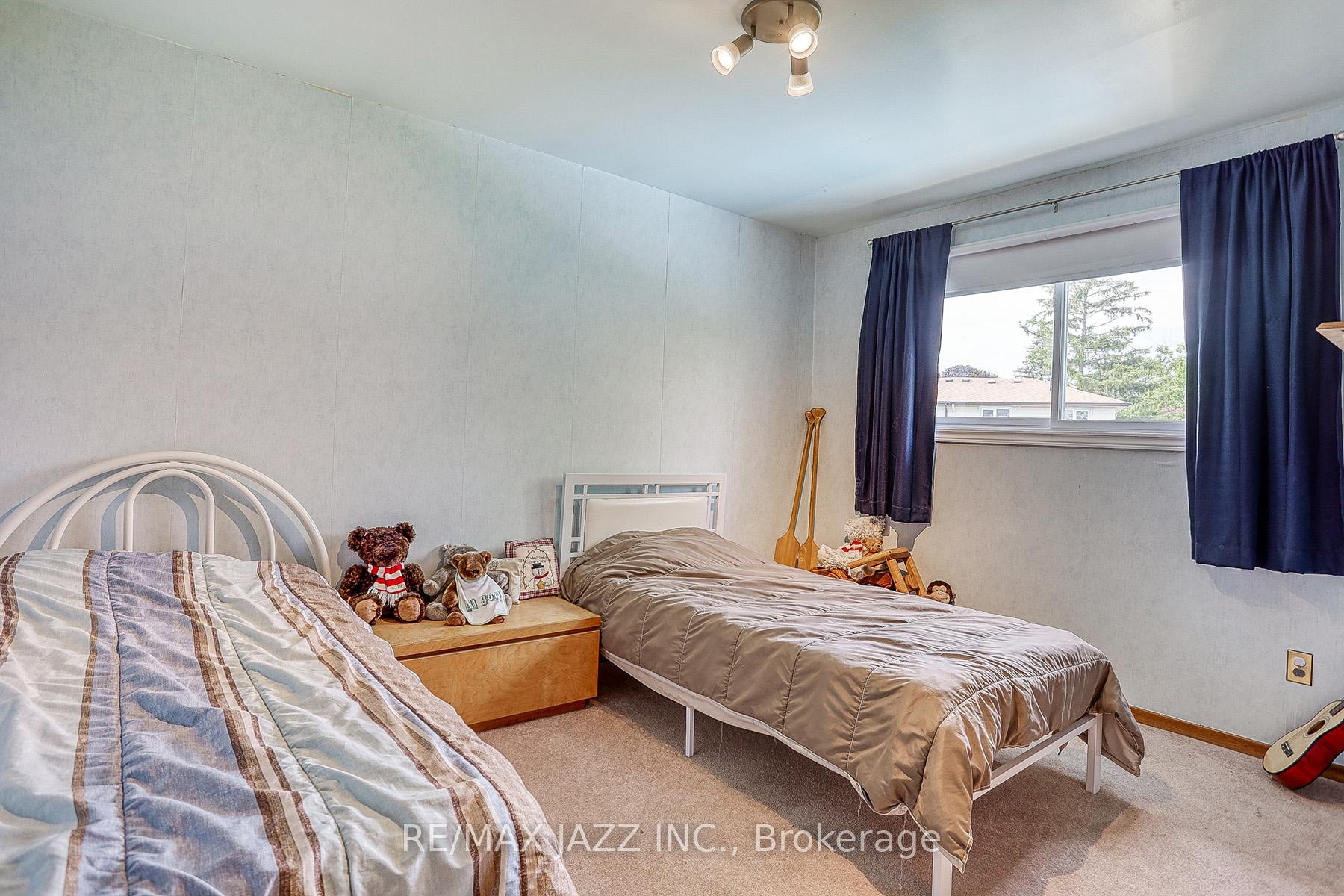 Photo 21 of 3 Strike Avenue, Clarington, Bowmanville — HOMEH