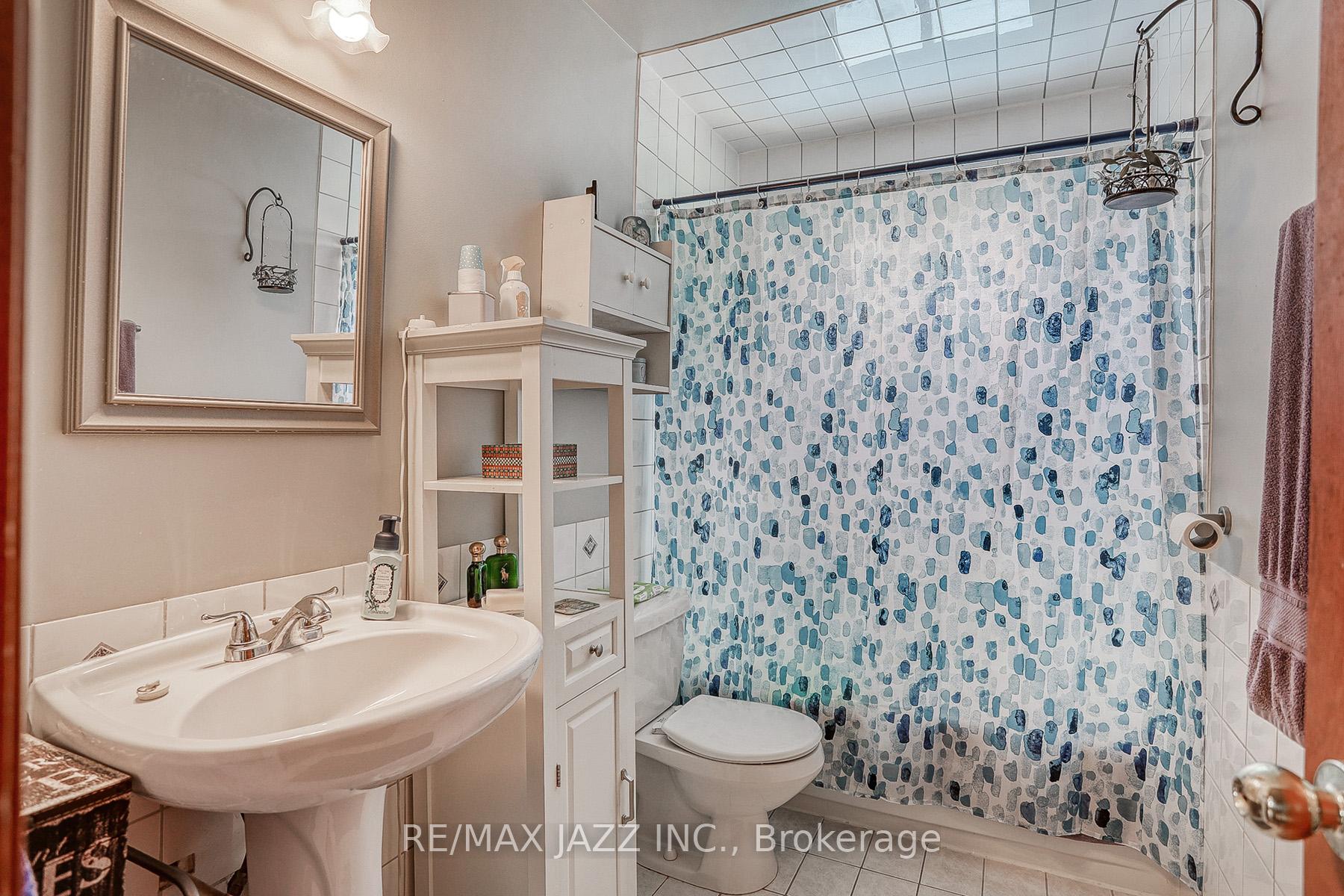 Photo 25 of 3 Strike Avenue, Clarington, Bowmanville — HOMEH