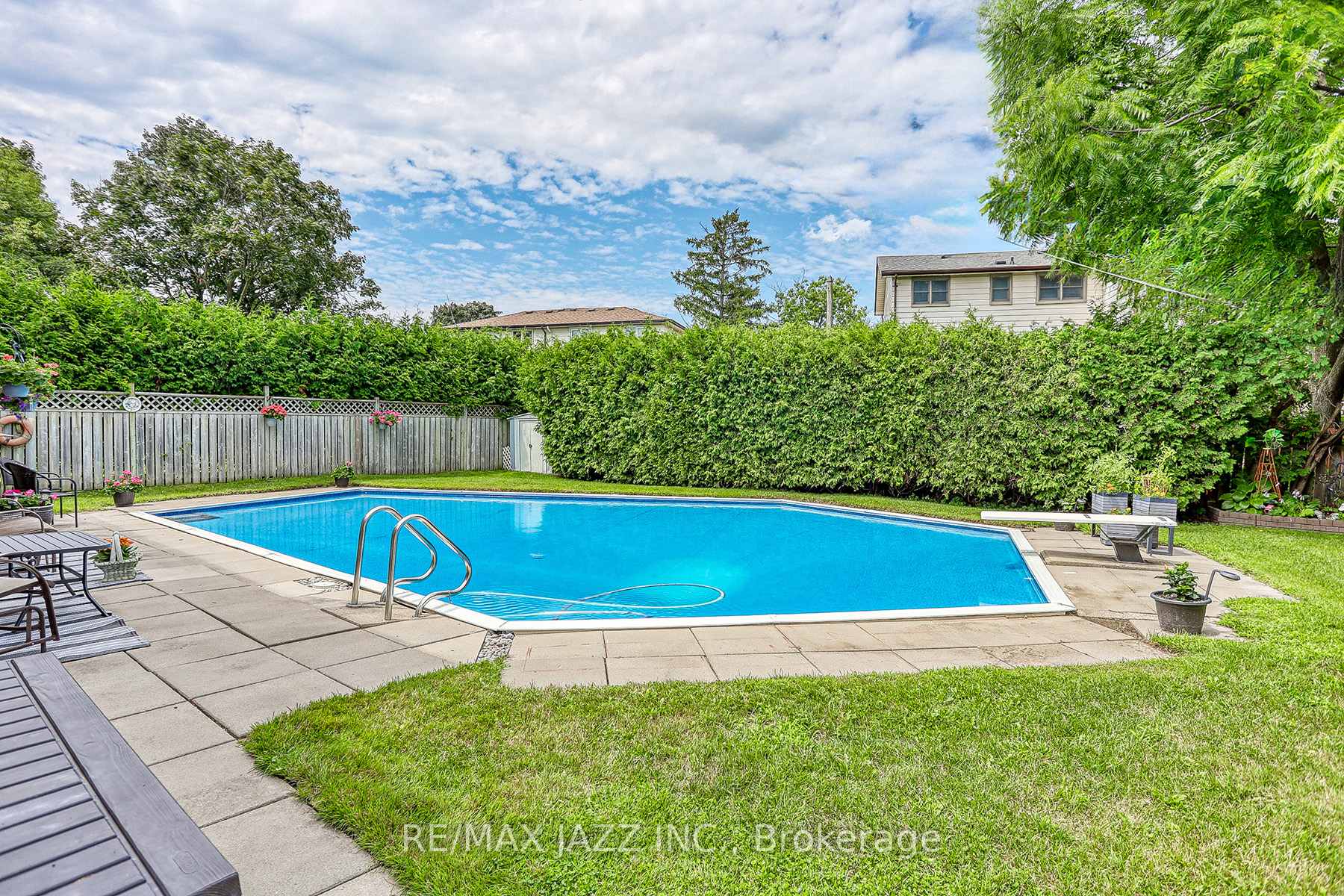 Photo 30 of 3 Strike Avenue, Clarington, Bowmanville — HOMEH