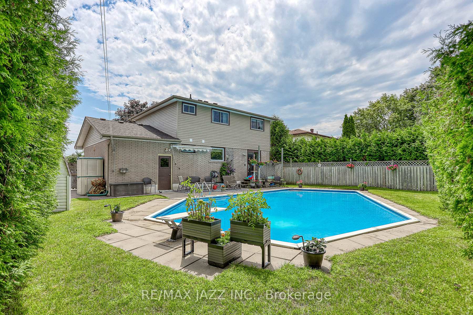 Photo 29 of 3 Strike Avenue, Clarington, Bowmanville — HOMEH