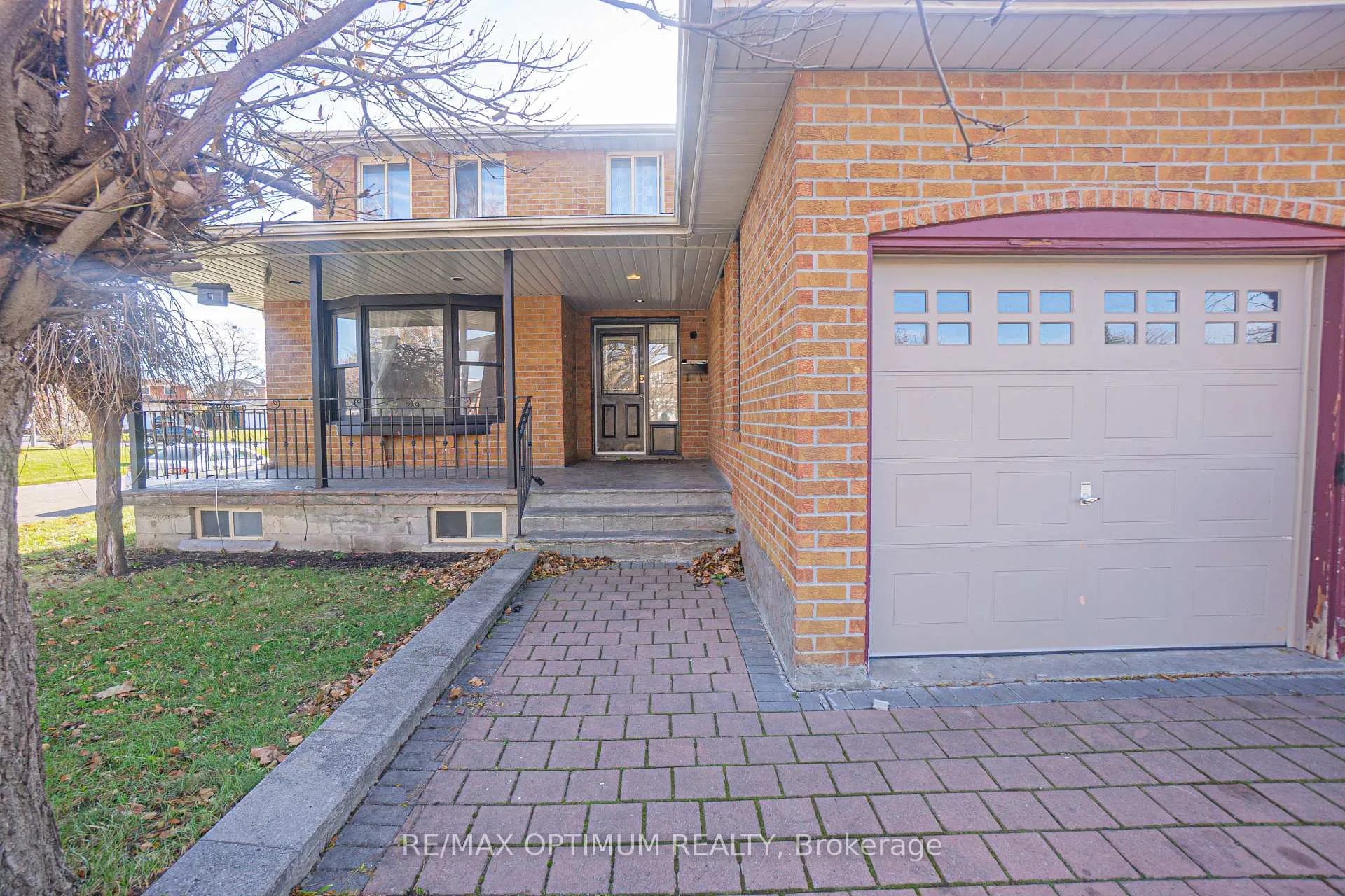 Photo 7 of 10 Braidwood Lake Road, Brampton, Heart Lake West — HOMEH