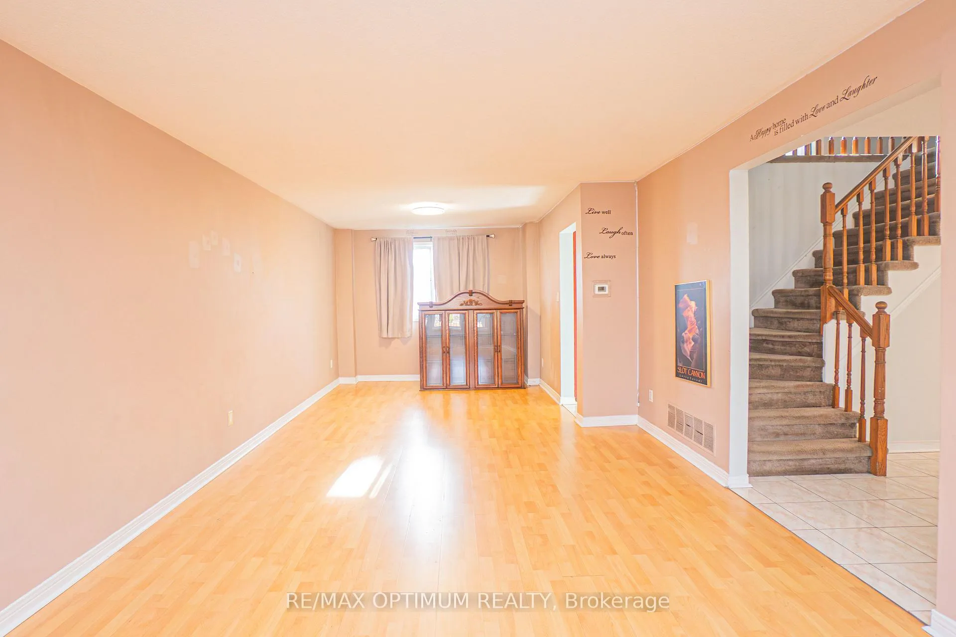 Photo 21 of 10 Braidwood Lake Road, Brampton, Heart Lake West — HOMEH