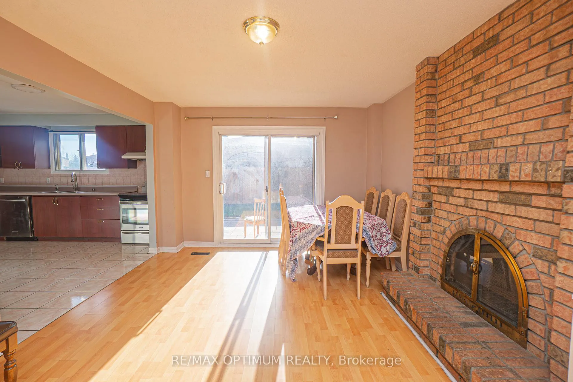 Photo 33 of 10 Braidwood Lake Road, Brampton, Heart Lake West — HOMEH