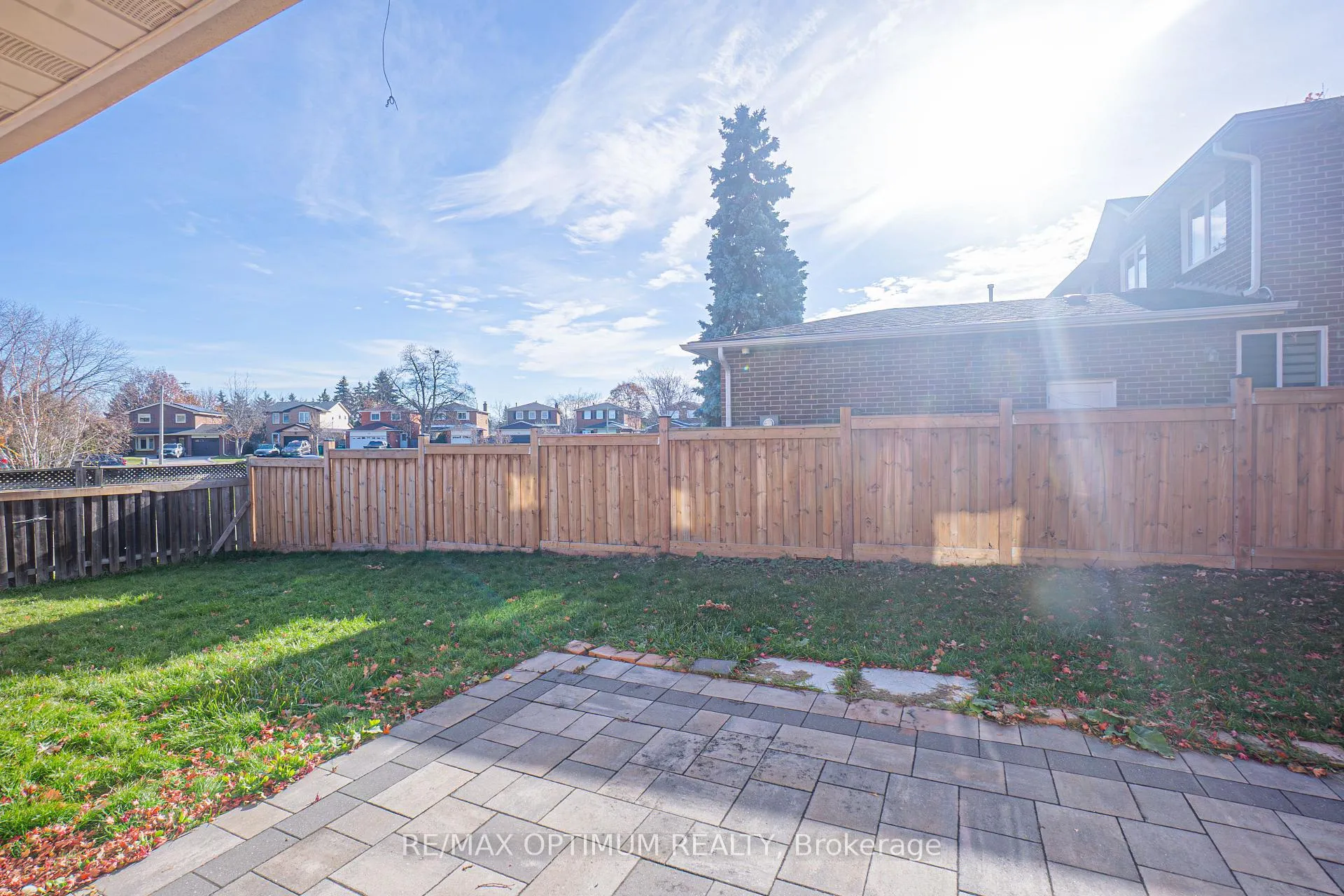 Photo 73 of 10 Braidwood Lake Road, Brampton, Heart Lake West — HOMEH