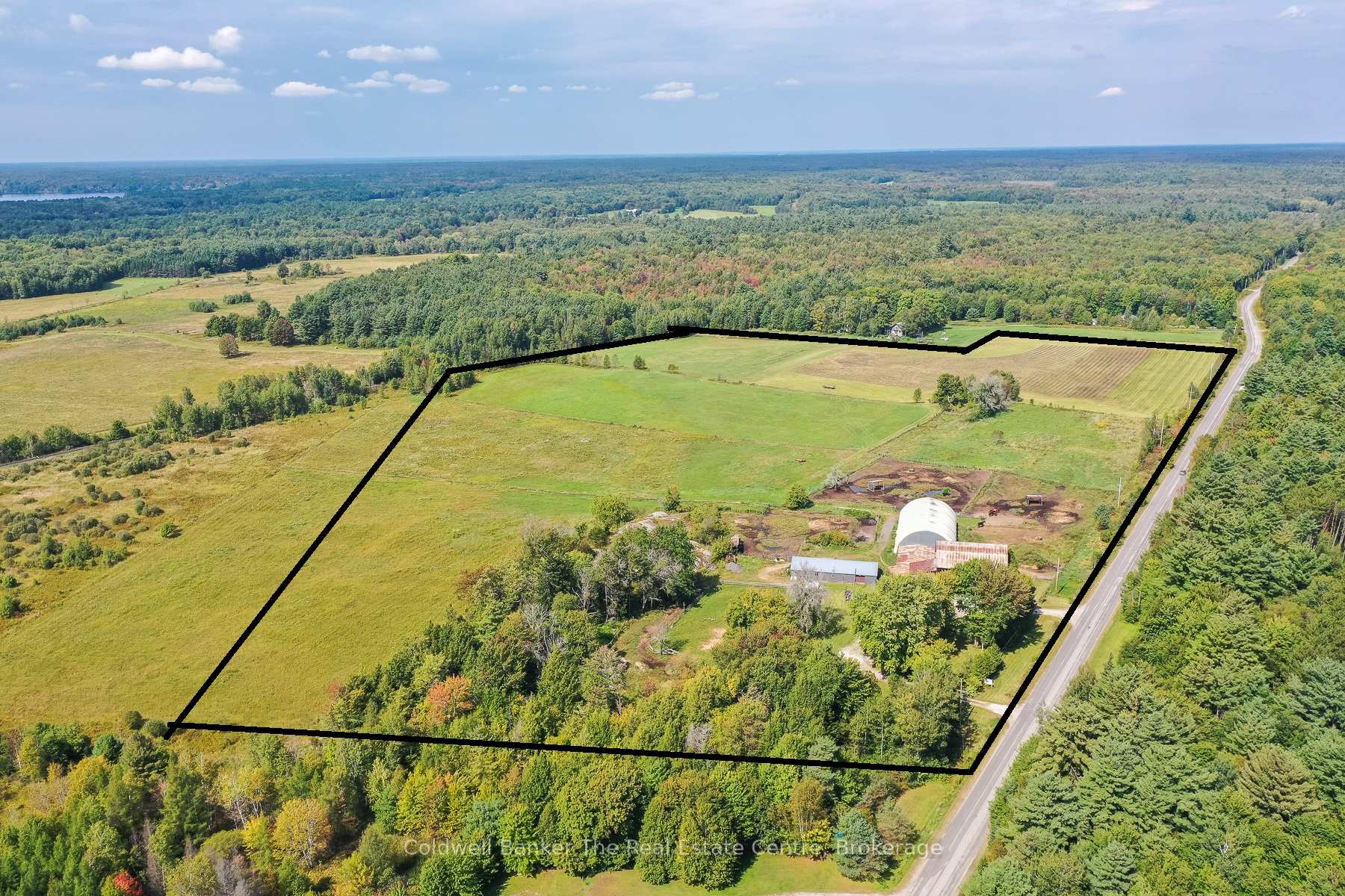 Photo 3 of 1227 Baseline Road, Gravenhurst, Morrison — HOMEH