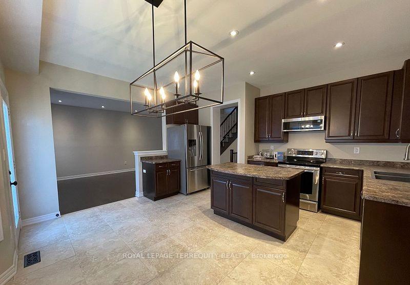 Photo 13 of 4605 Keystone Crescent, Burlington, Alton — HOMEH