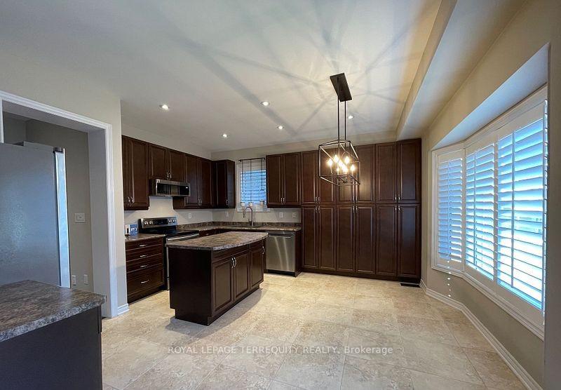Photo 15 of 4605 Keystone Crescent, Burlington, Alton — HOMEH