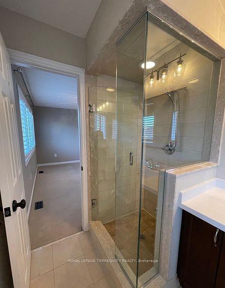 Photo 37 of 4605 Keystone Crescent, Burlington, Alton — HOMEH