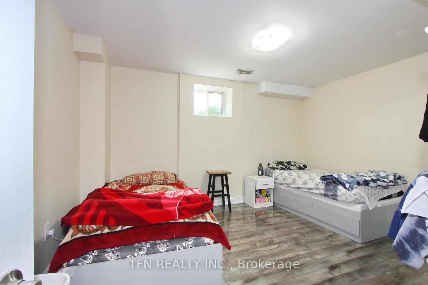 Photo 46 of 1 Beacon Hill Drive, Brampton, Credit Valley — HOMEH