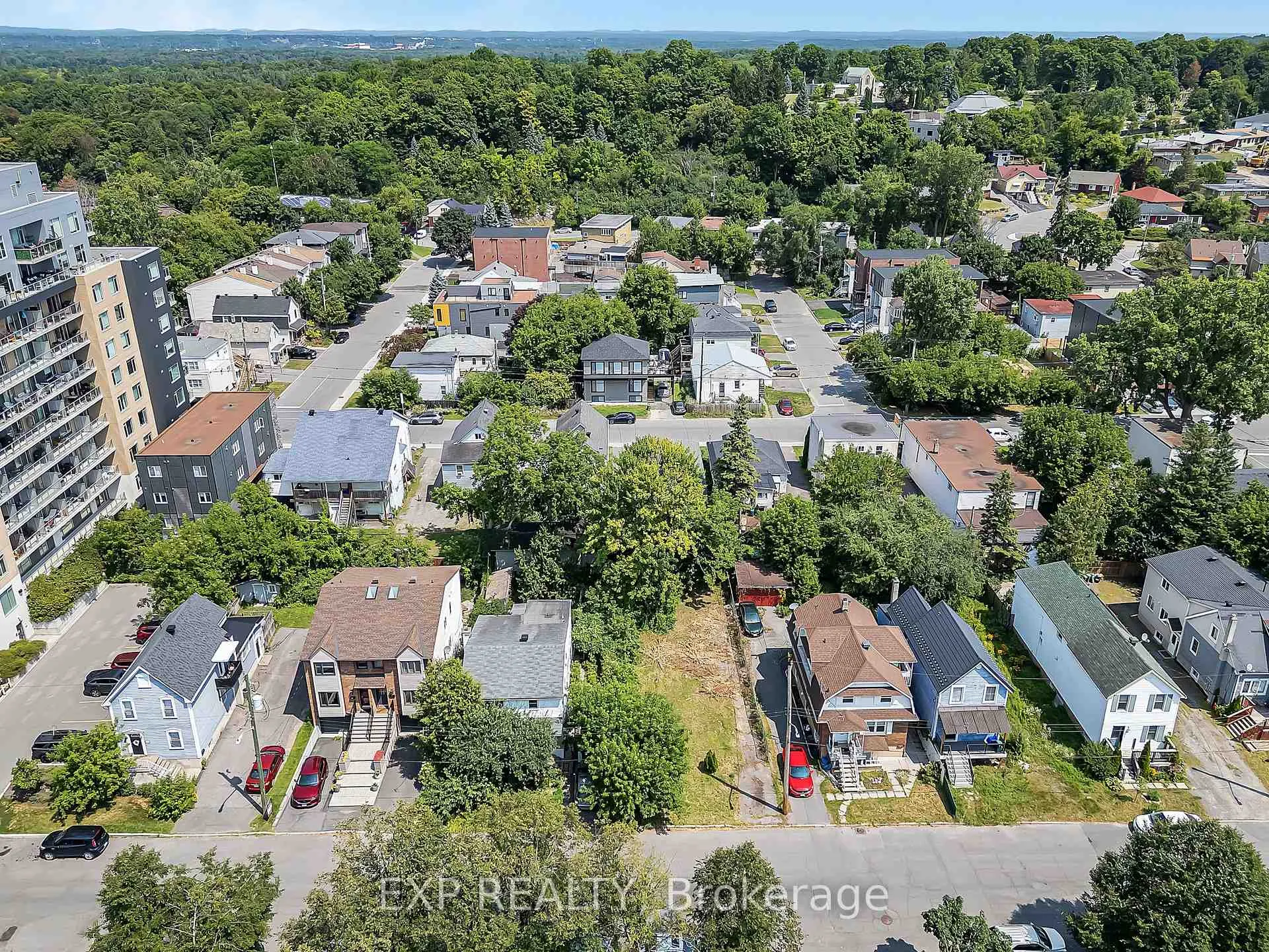 Photo 10 of 29 Marquette Avenue, Ottawa, Vanier — HOMEH