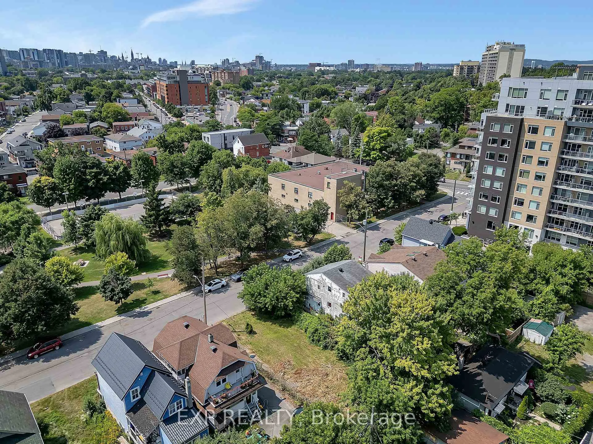 Photo 14 of 29 Marquette Avenue, Ottawa, Vanier — HOMEH