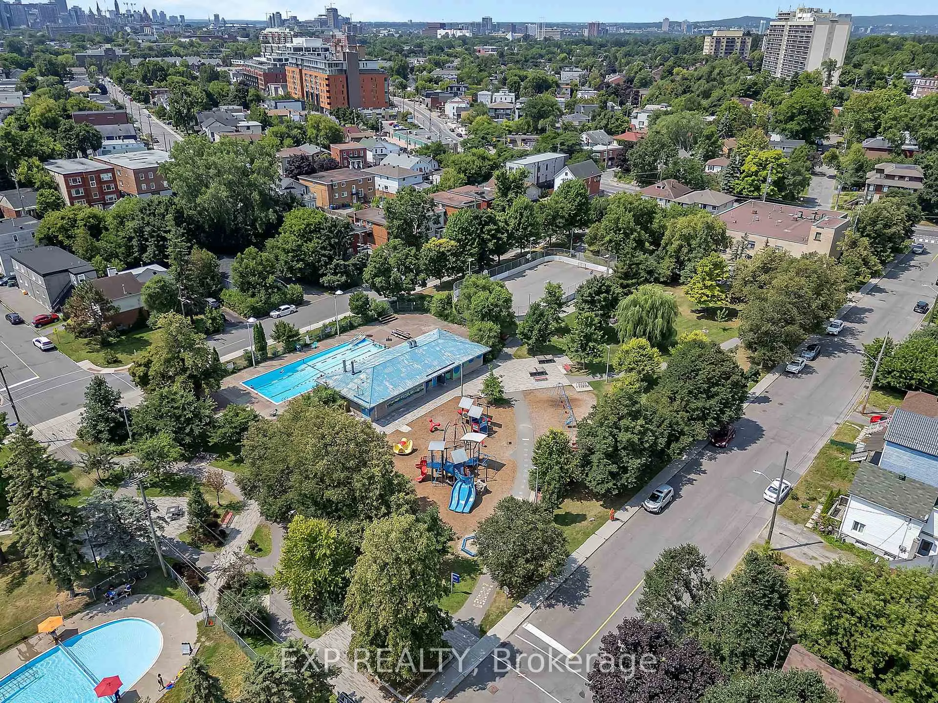 Photo 20 of 29 Marquette Avenue, Ottawa, Vanier — HOMEH