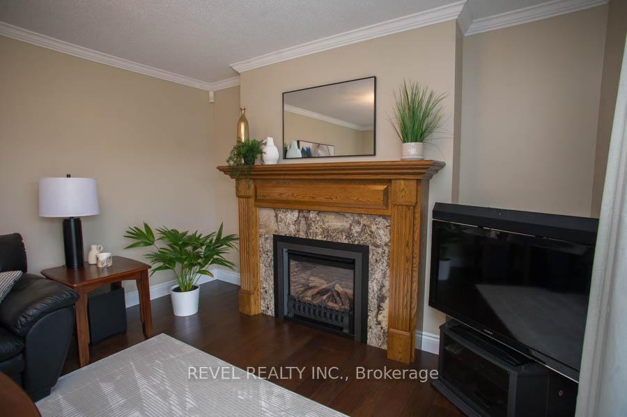 Photo 16 of 15 Pinto Court, Brant, Brantford Twp — HOMEH