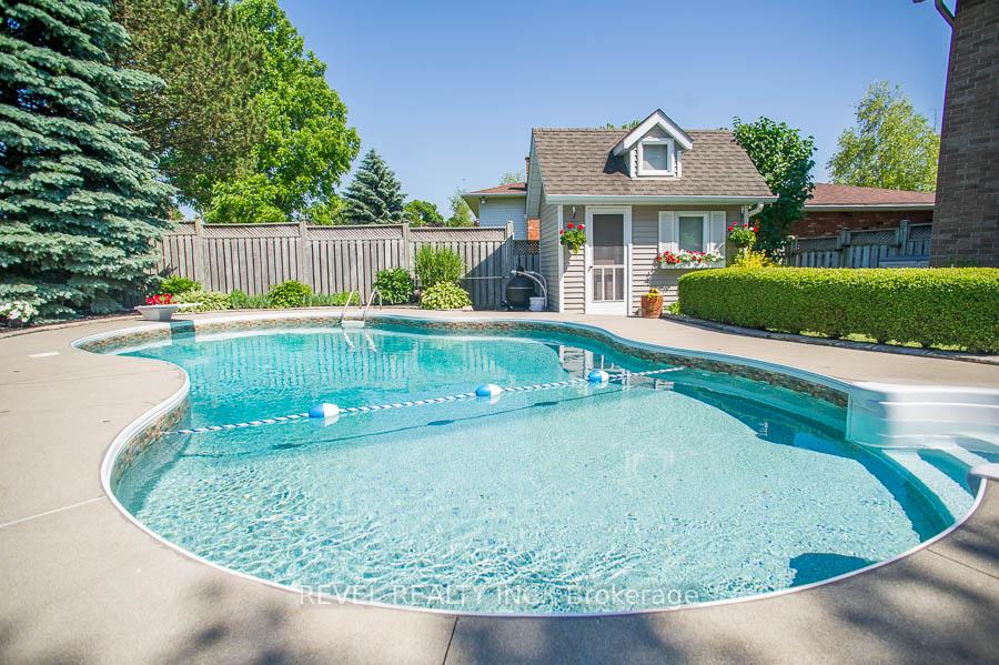 Photo 41 of 15 Pinto Court, Brant, Brantford Twp — HOMEH