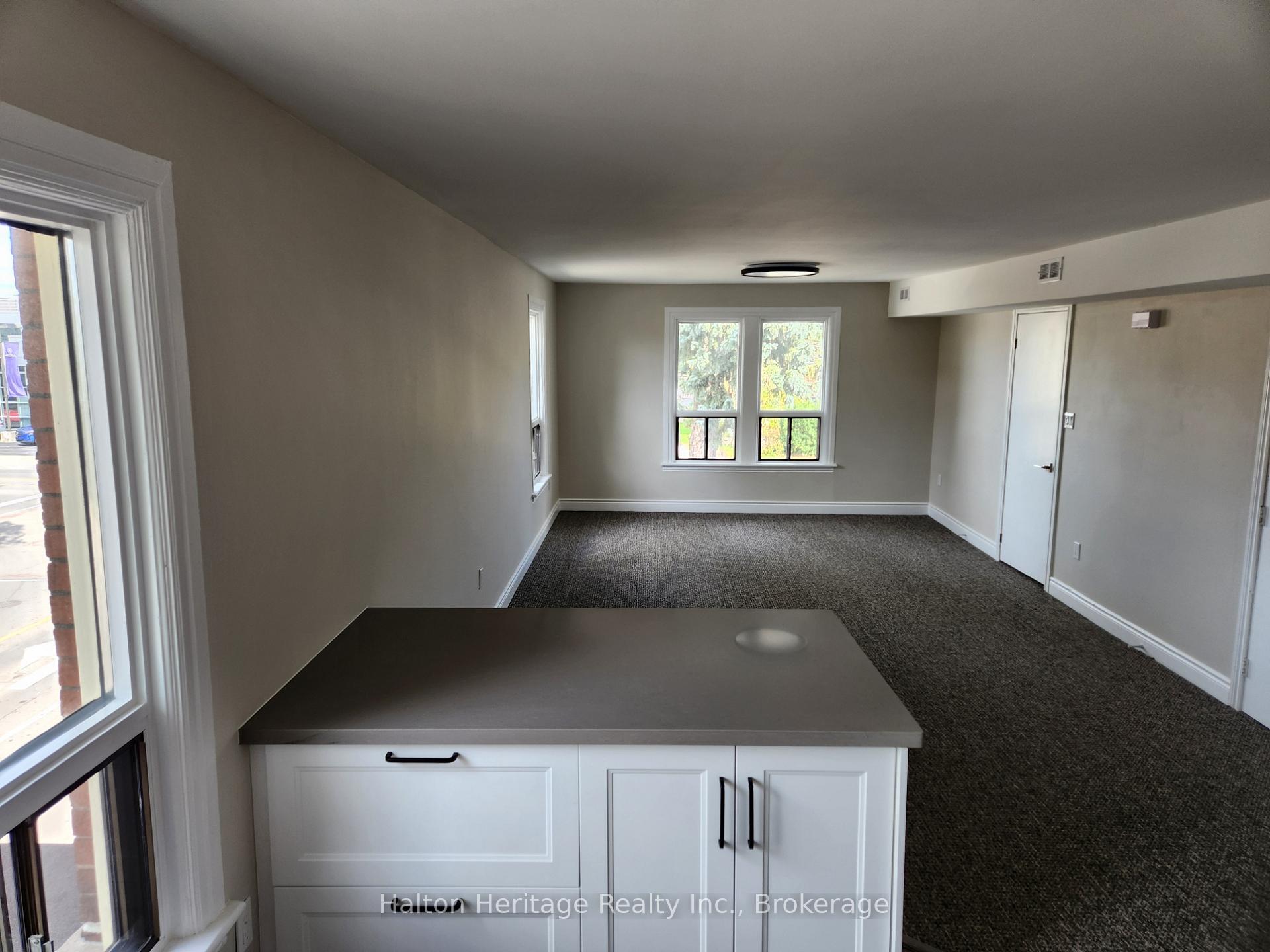 Photo 3 of Unit 2, 620 Brant Street, Burlington, Brant — HOMEH