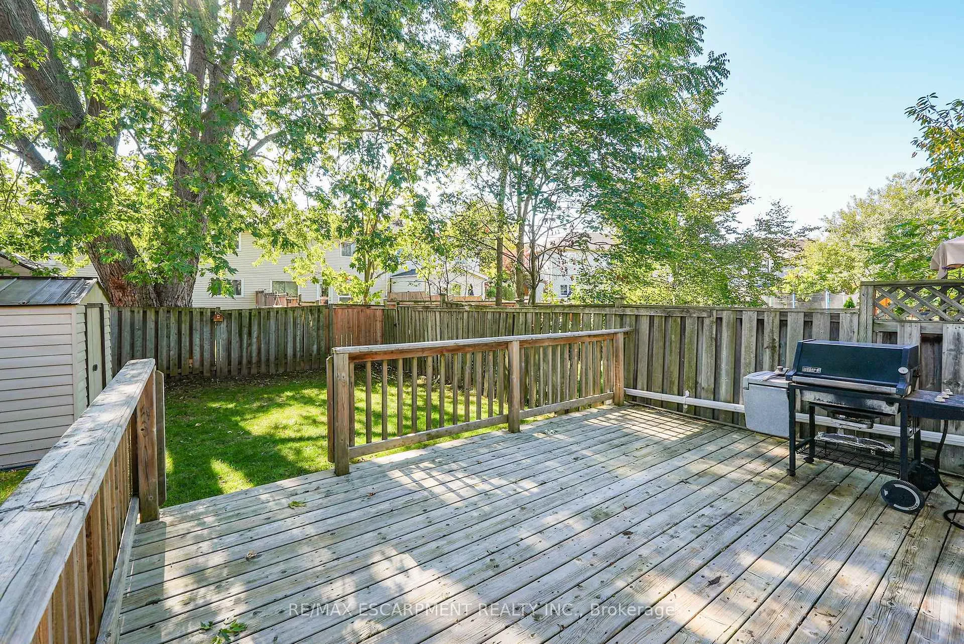 Photo 11 of 15 Hedgelawn Drive, Grimsby, Grimsby East — HOMEH